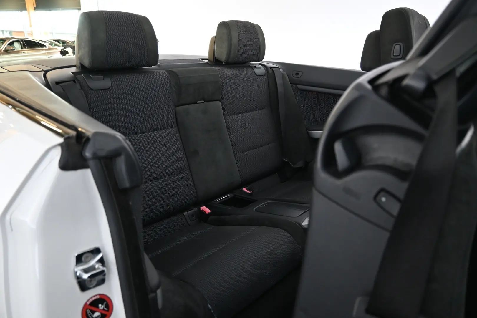 Car Image - 1IUsgvnkEdmSKwCKpUMlXd