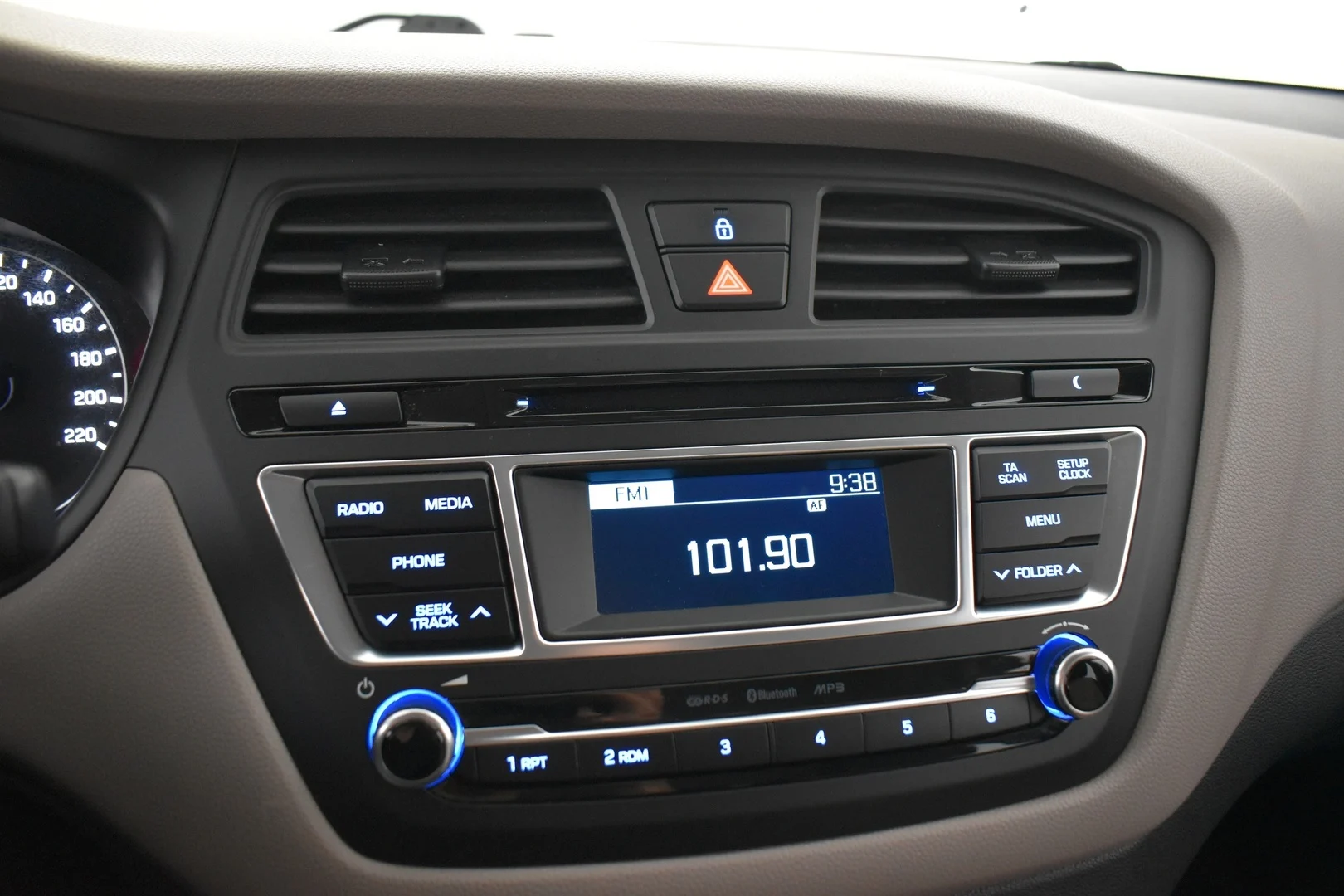 Car Image - 7CDZ7gwWPmQg9VDmg7qbkd
