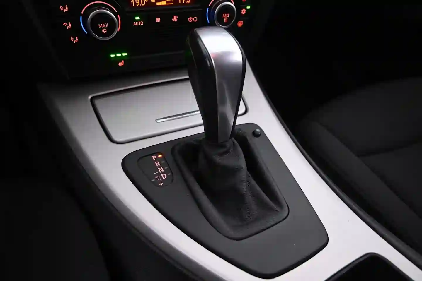 Car Image - 3PxLrYTDVwrmKaGubjnF9d