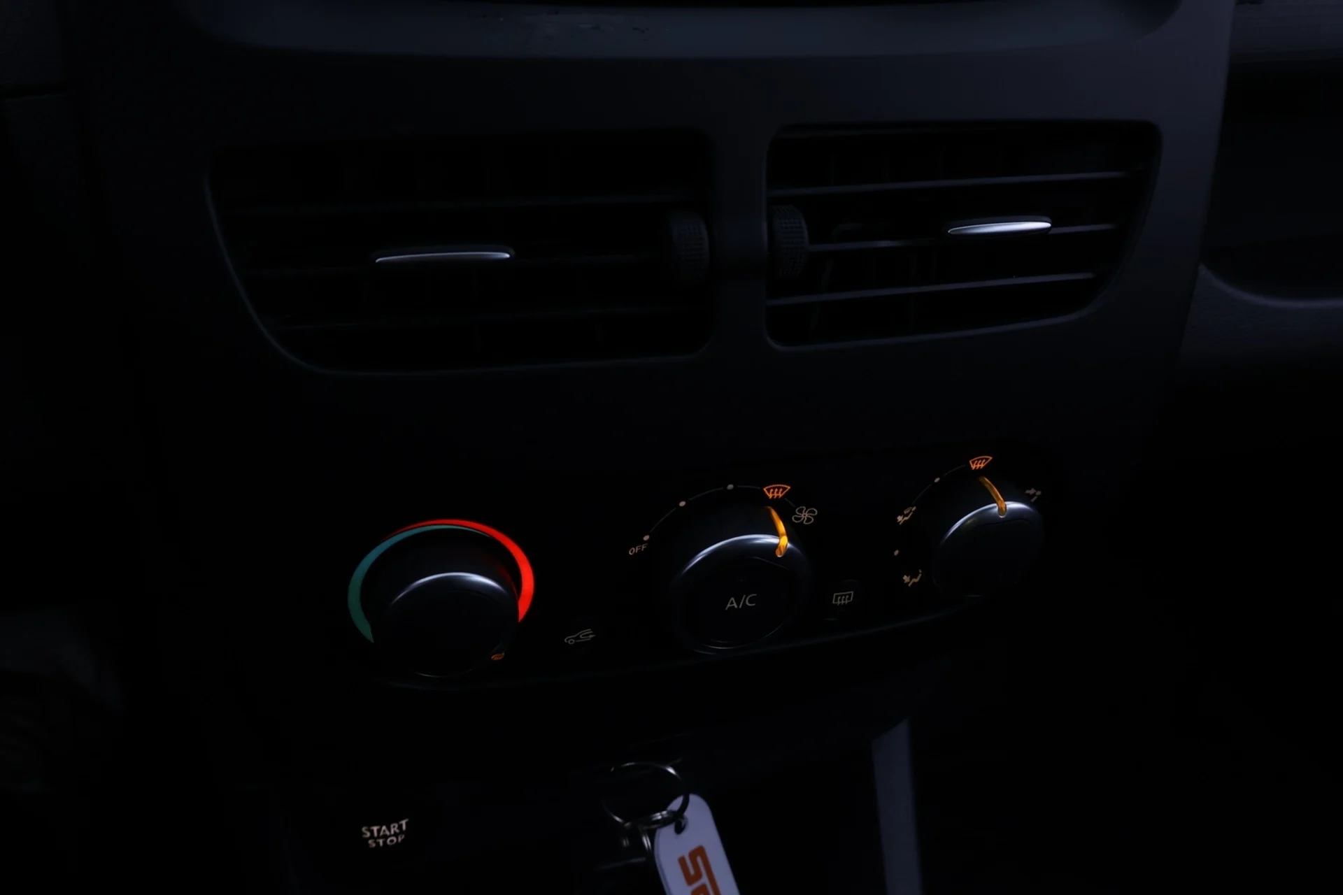 Car Image - 7xcWgd97ToylkmGmJXpqfL