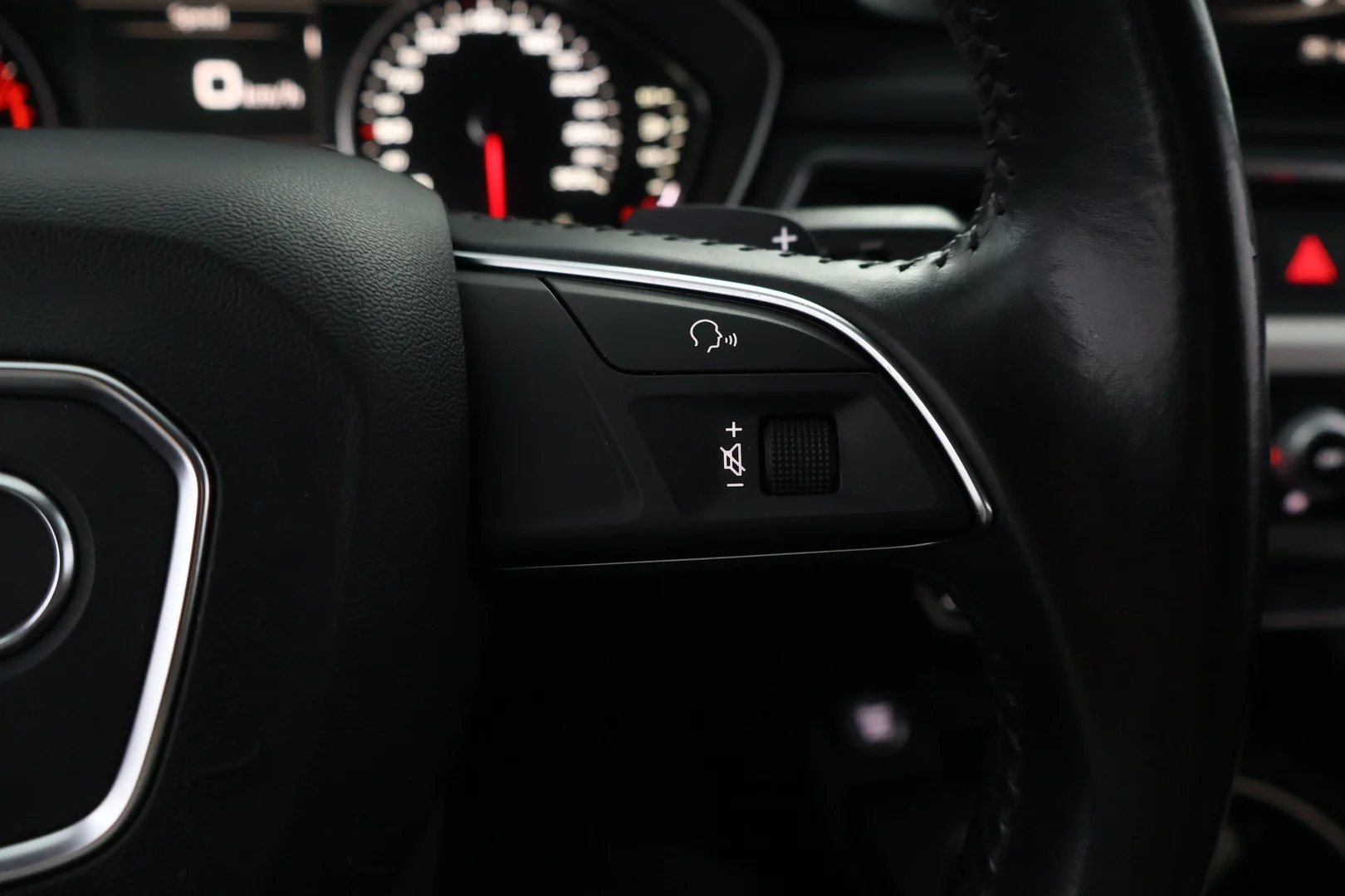 Car Image - ZFoNA7uoi1W0VLLggmUvd