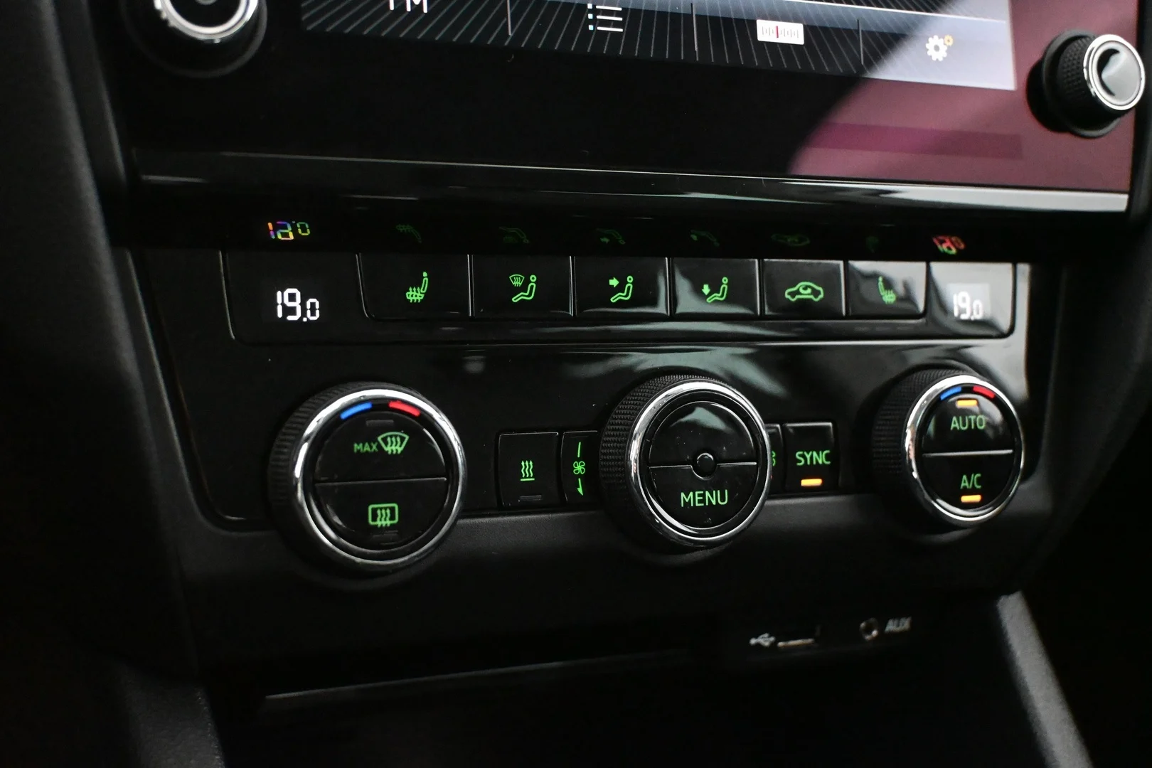Car Image - 6PqNJoRmKagNigb9alGhmB