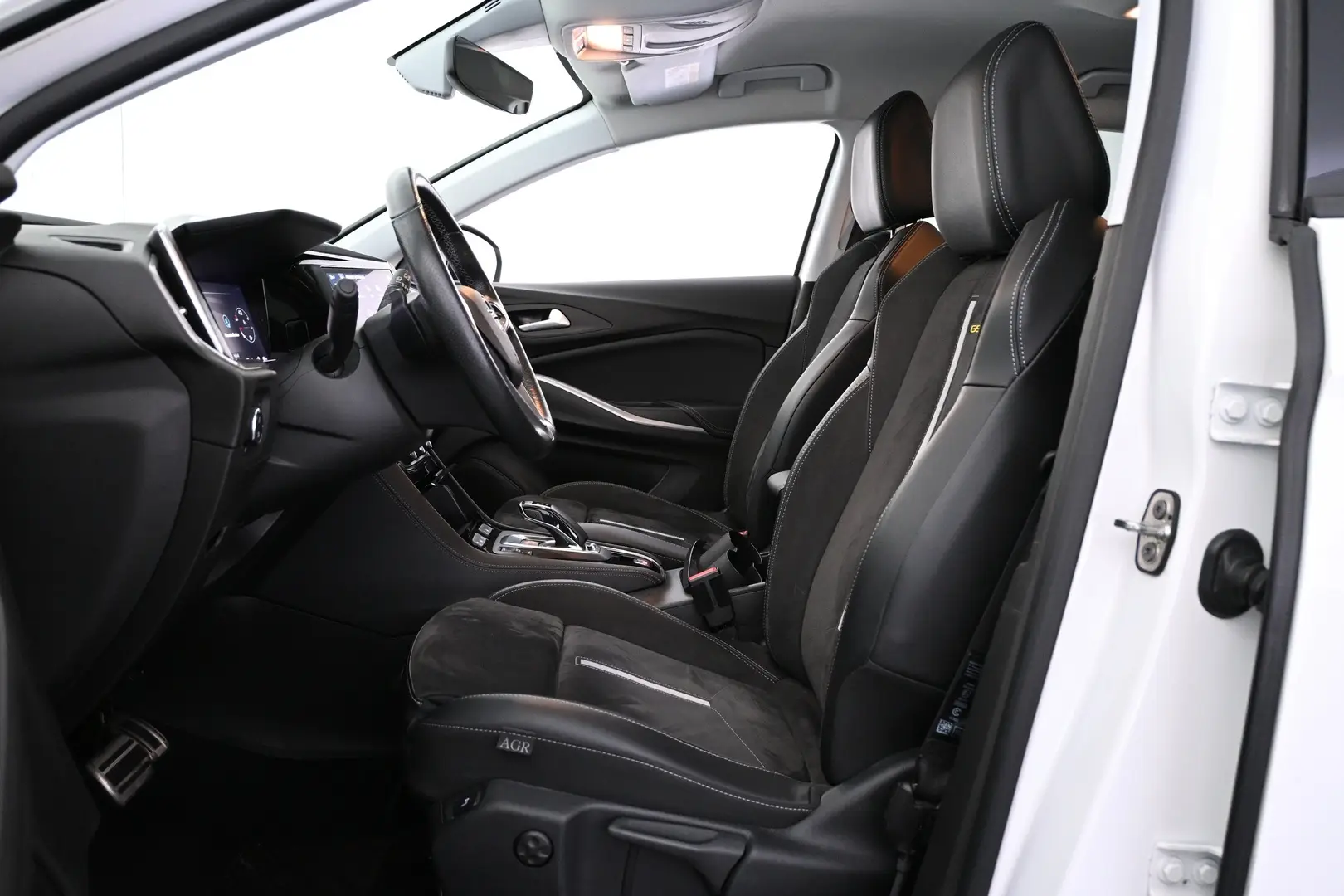 Car Image - 1dCkRQYfkz7u3AnrhkTXlU