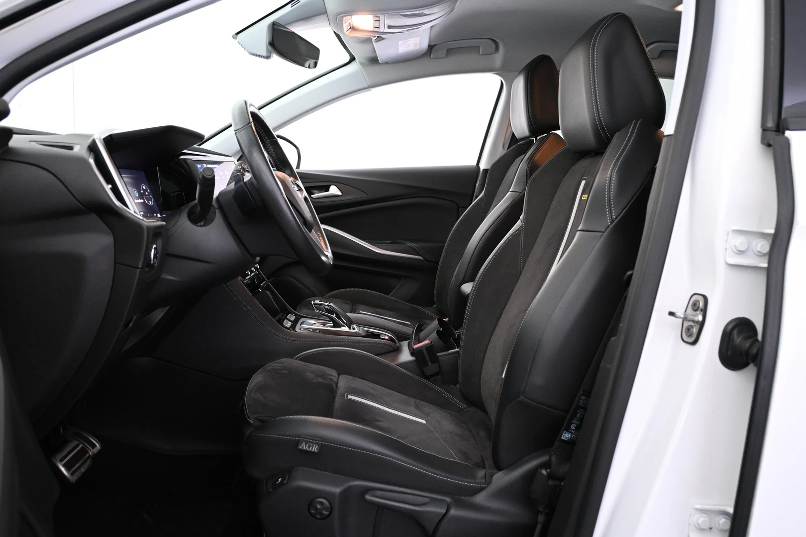 Car Image - 1dCkRQYfkz7u3AnrhkTXlU
