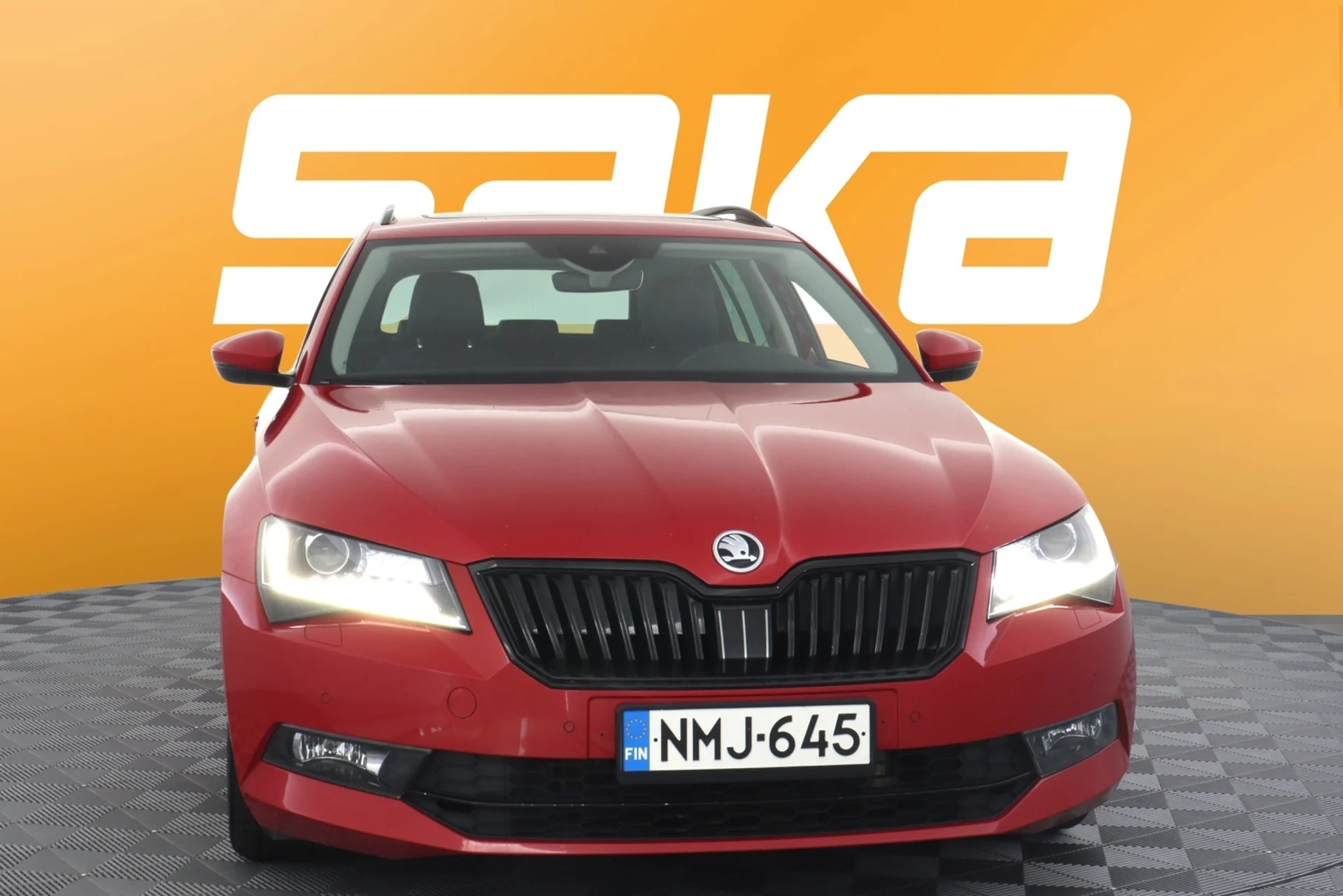 Car Image - 5Z2bxsOJQb5HSuEYQbfS7t