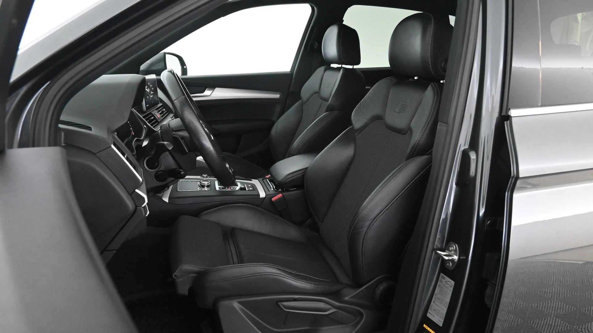 Car Image - 1z5FKZflpGZrEK9ffXgNHb