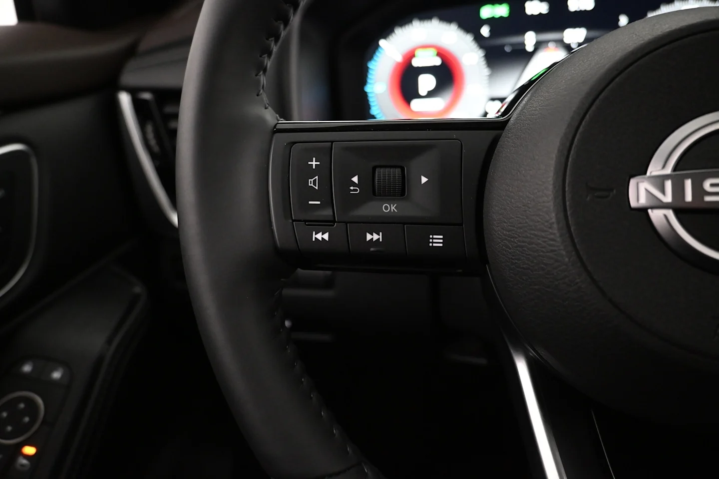 Car Image - 3GWY1RqXVF6BHAfWbzt9RZ
