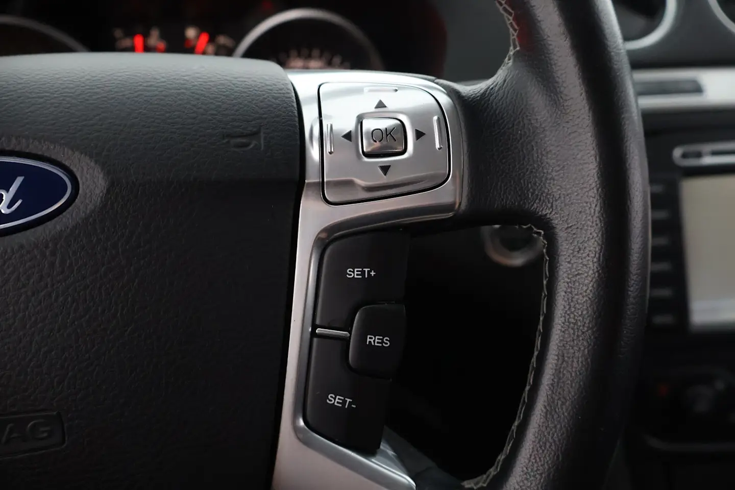 Car Image - 4zFpzxVcBSH3aJq03JCcWE