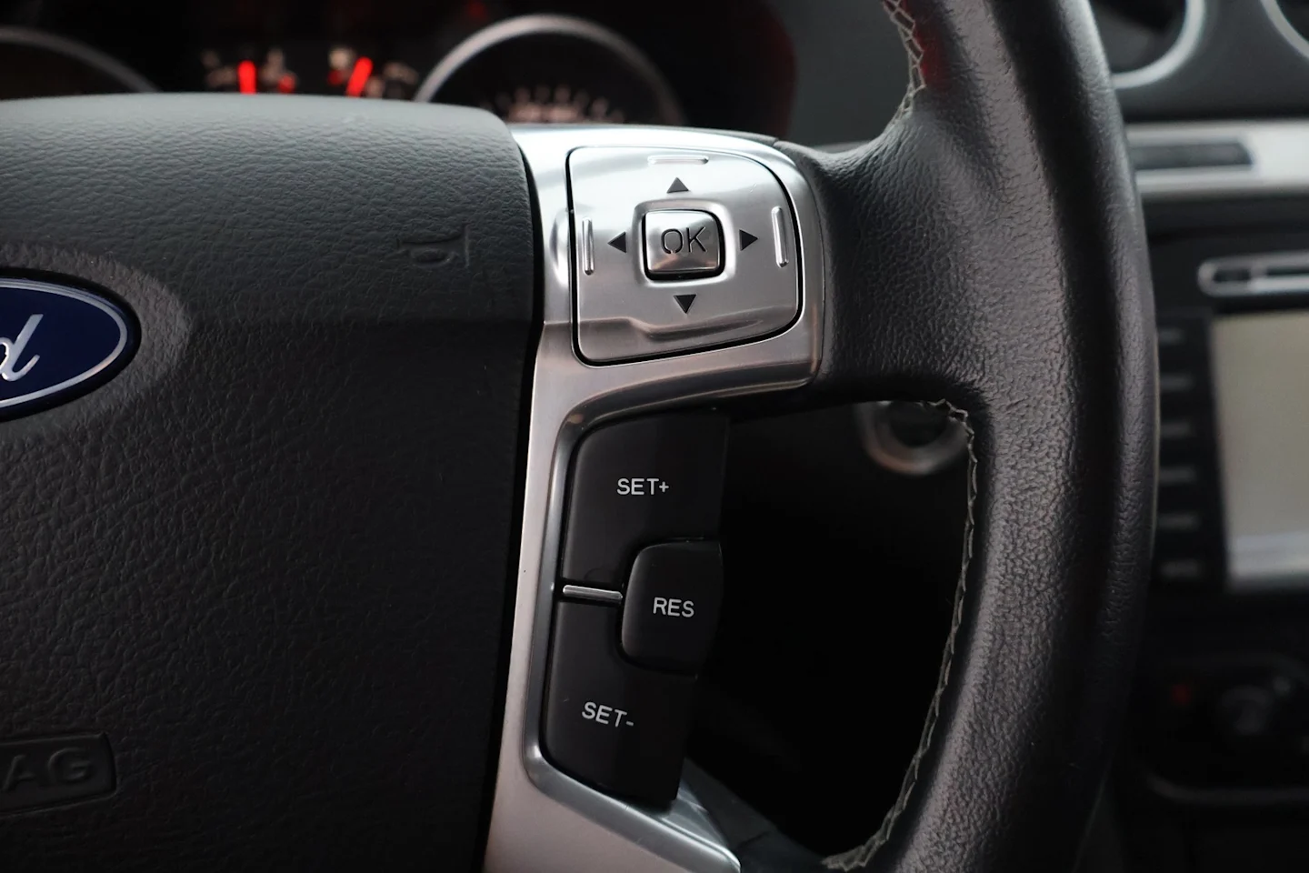 Car Image - 4zFpzxVcBSH3aJq03JCcWE