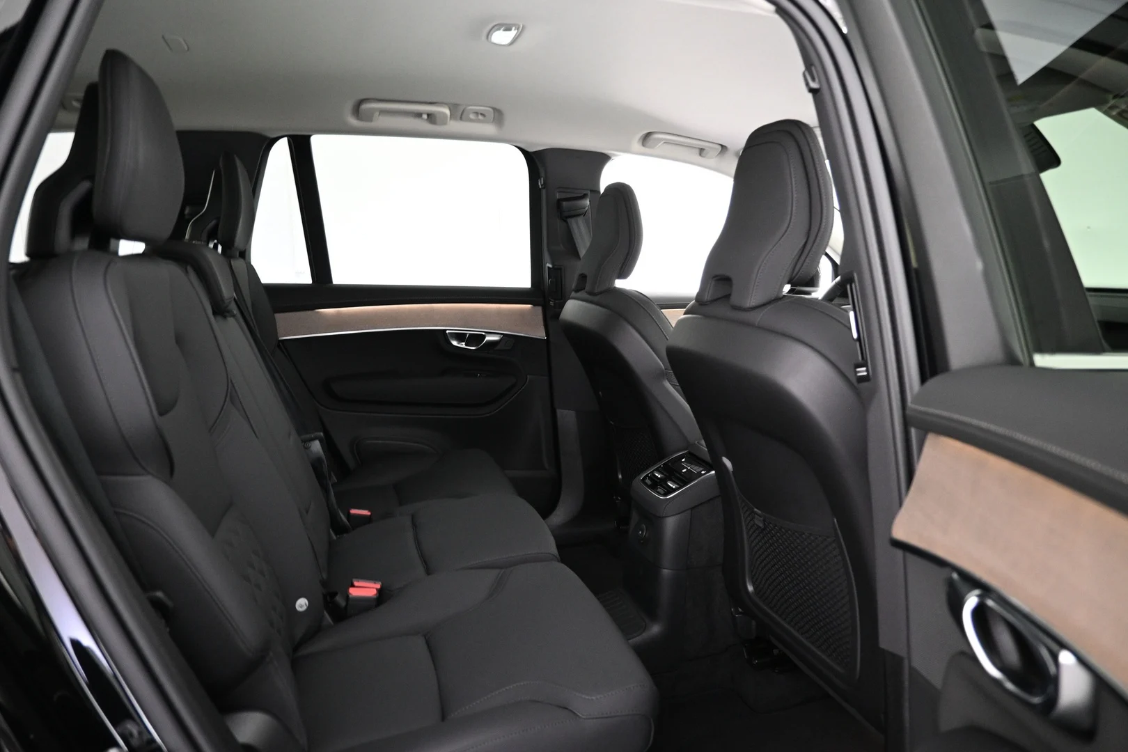 Car Image - 53jP1o7wEmMVv2LCSoMFRC