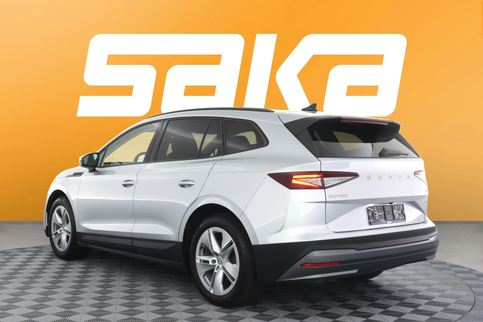Car Image - 7LaaN7DULP6uxBNHshgSAl
