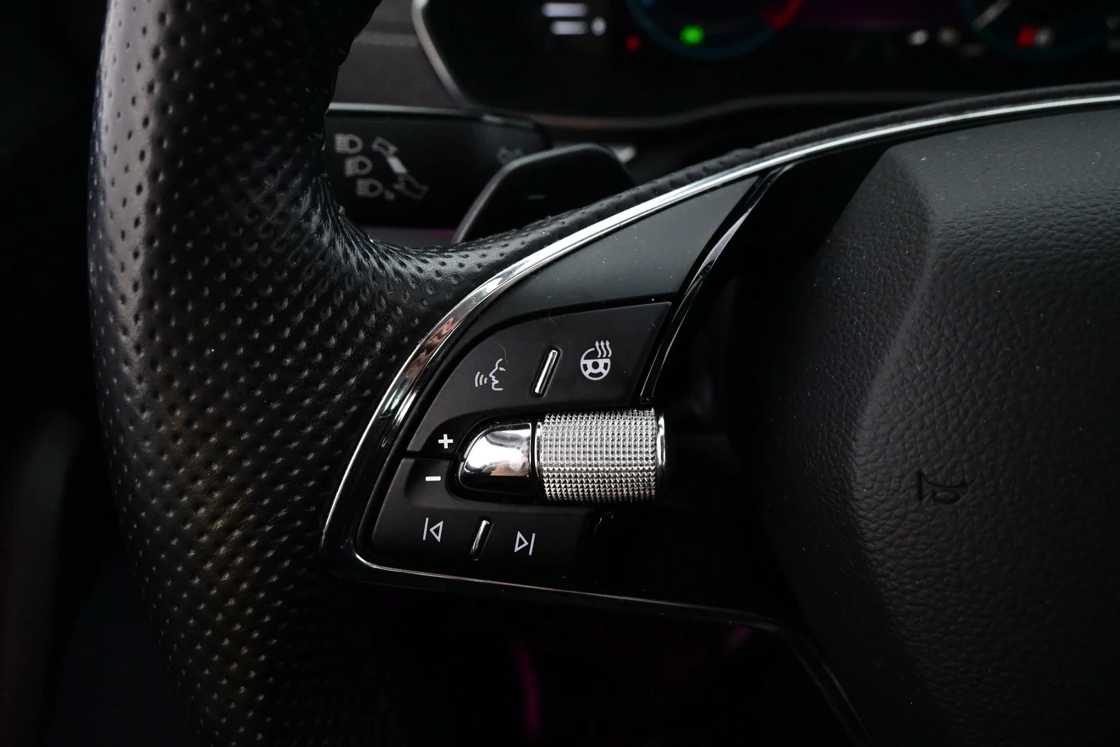 Car Image - 2RtFu7saWiXfKX4kXyRE1q