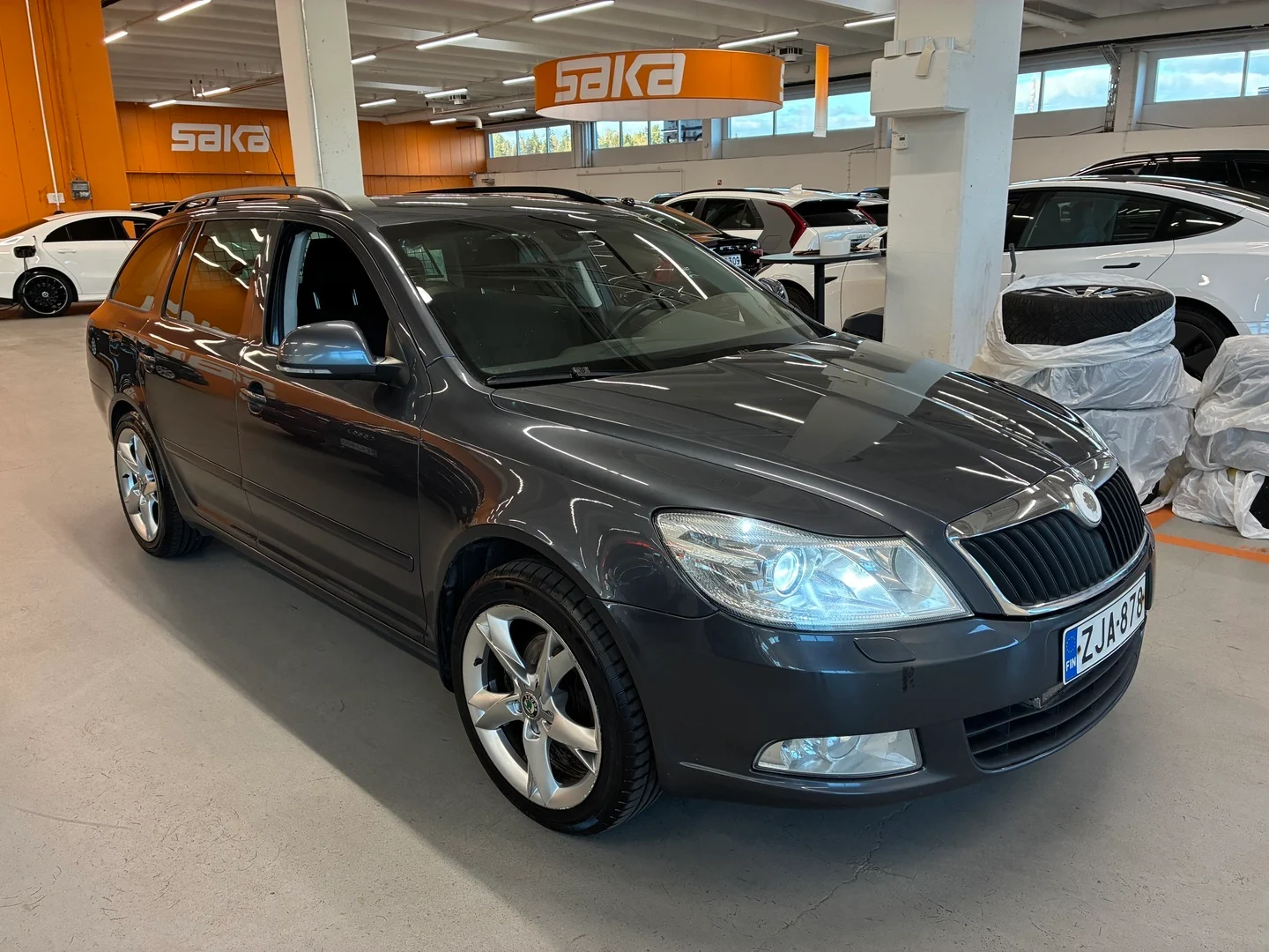 Car Image - 3VjYv7xQd9TqL2BMk6Mnge
