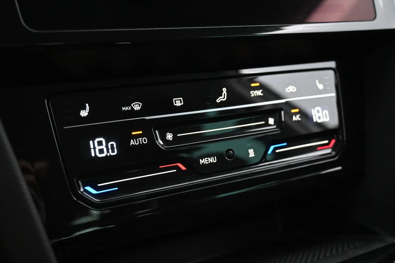 Car Image - 2geqohTM1Z88ld4B2PLO1M