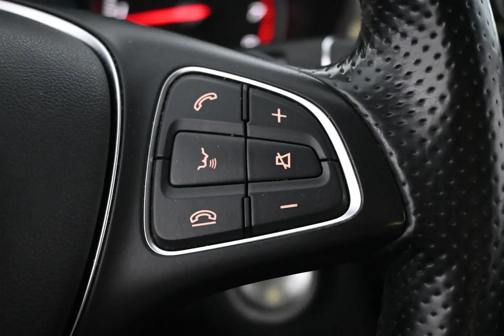 Car Image - 1TrvBSQlrkAozOUvFCDig3