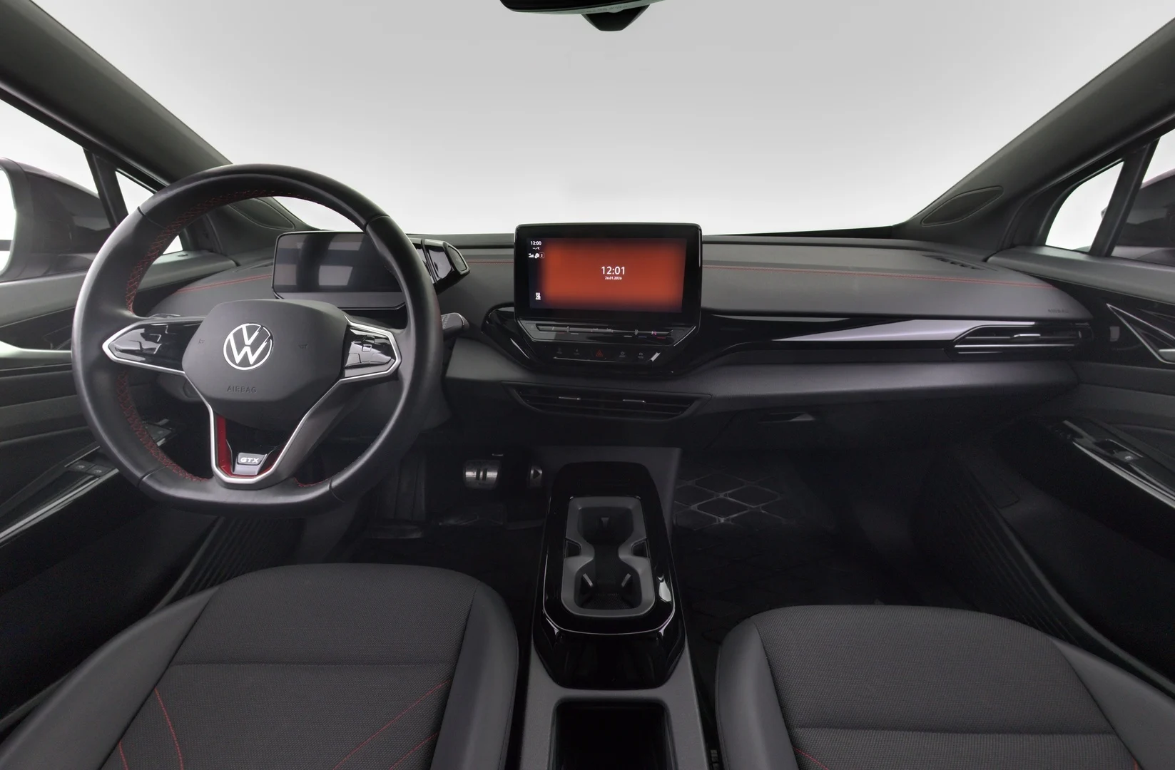 Car Image - 4QOsTnsnBYpFaVUhirqaKn