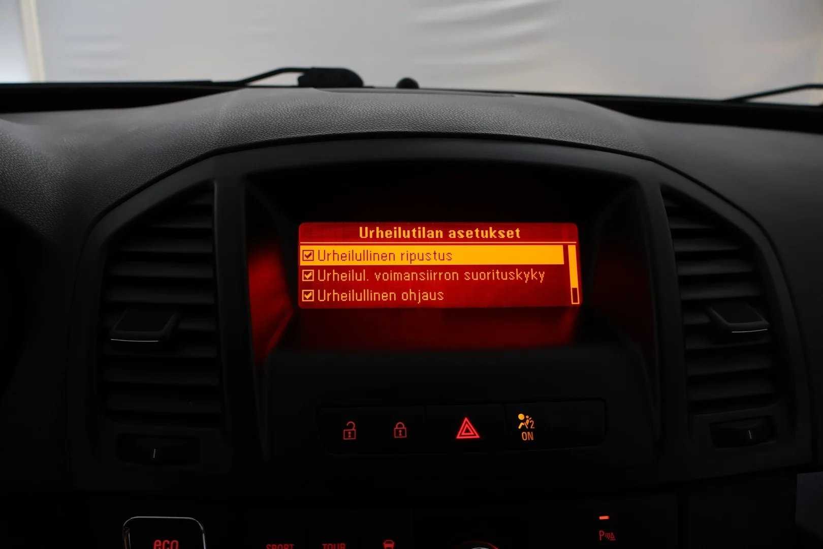Car Image - 7M30uz5VMaQwCUXyxviDm8
