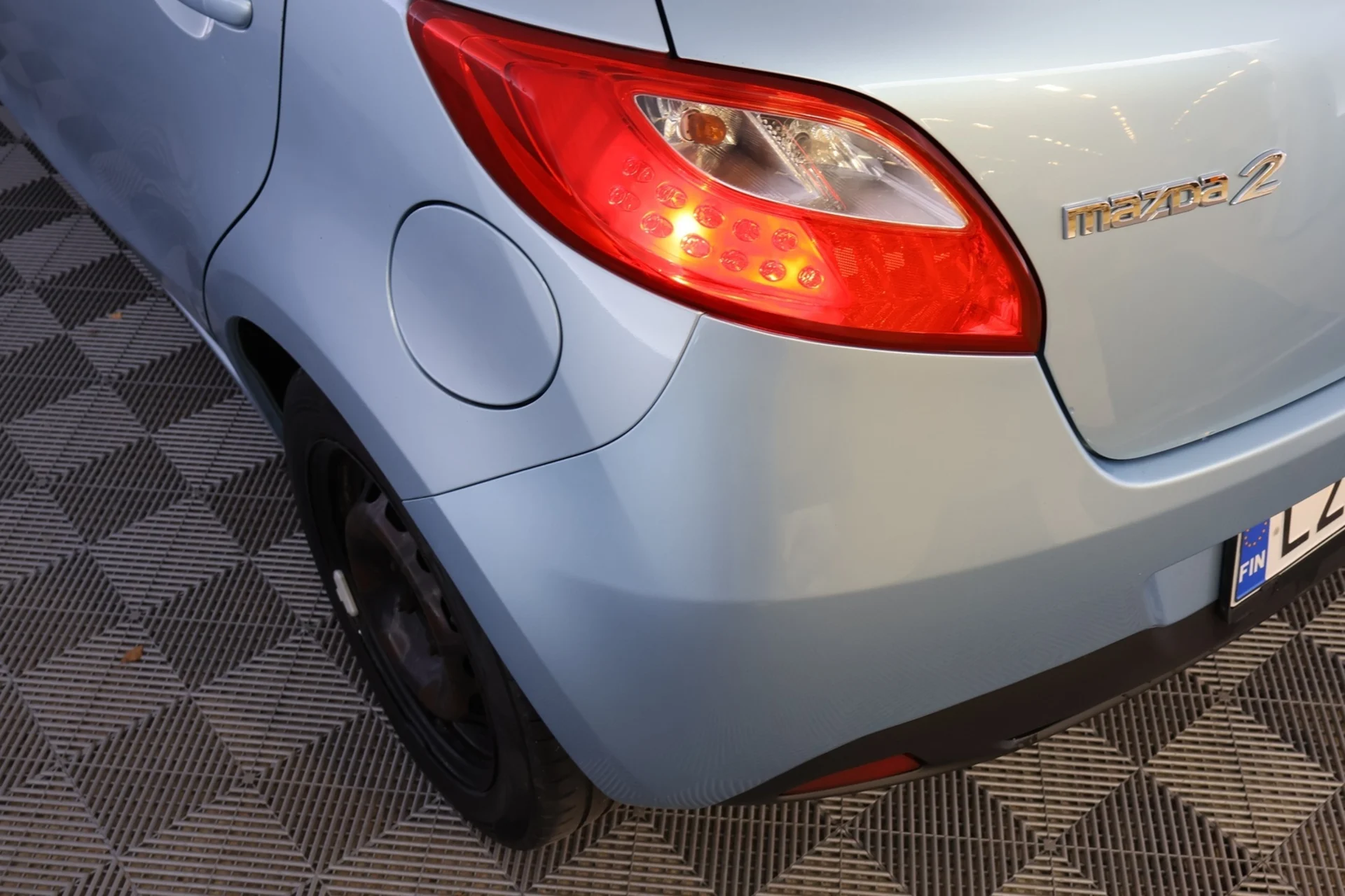 Car Image - 7EVpKj1yZwUN1eYrNr4uKQ