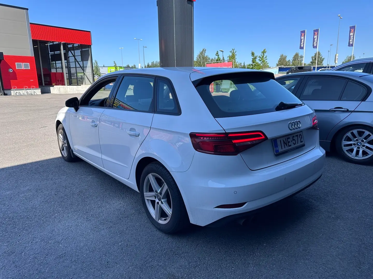 Car Image - 7JJOx3MLFhkgXj9JhqRnvG