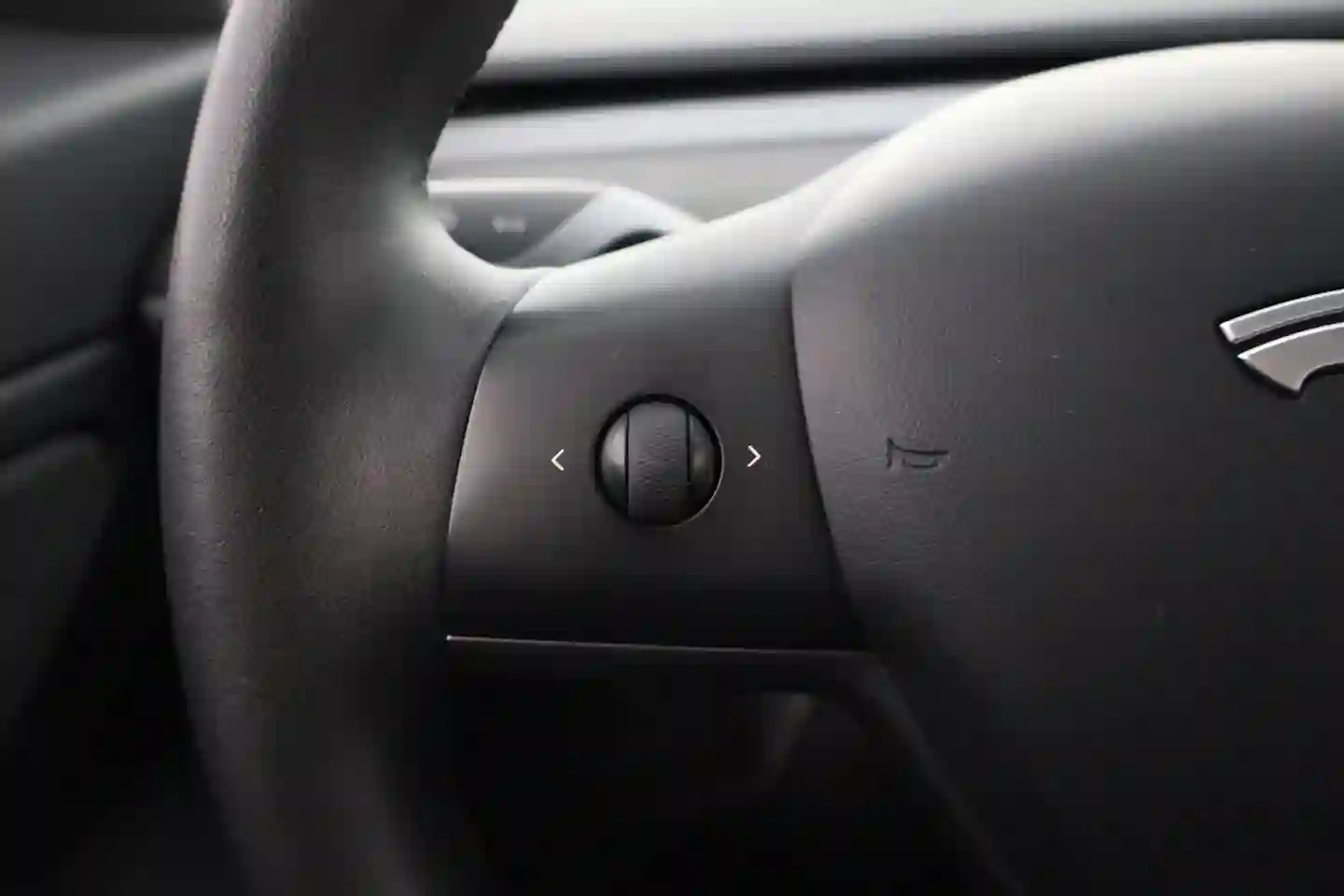 Car Image - 32MlwRZBpced5LGk8S0aDI