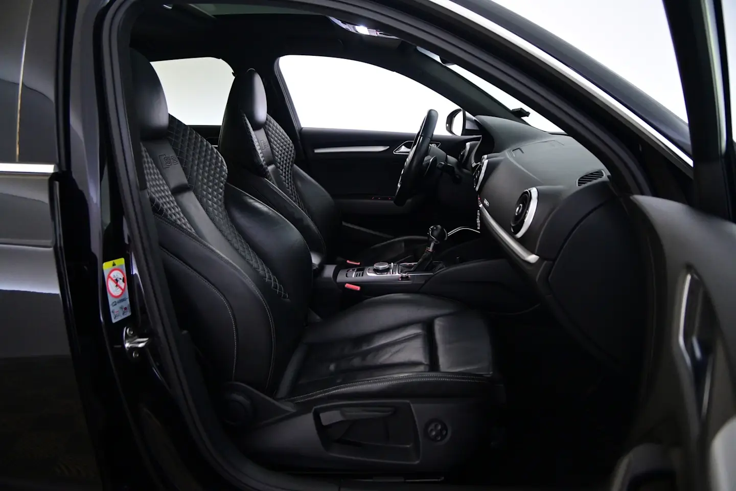 Car Image - 5CLXNE3KQSiSOjYaFPAbGS