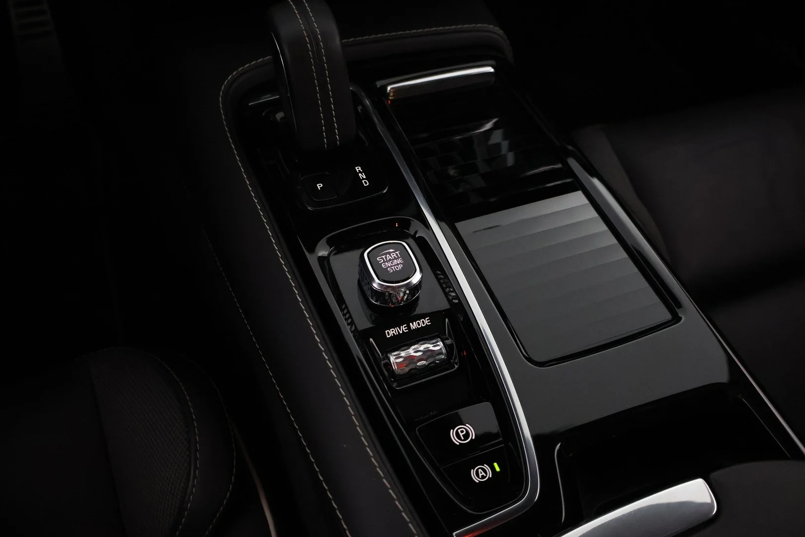 Car Image - 2prX7jNh3iLd0vtIZ502ml