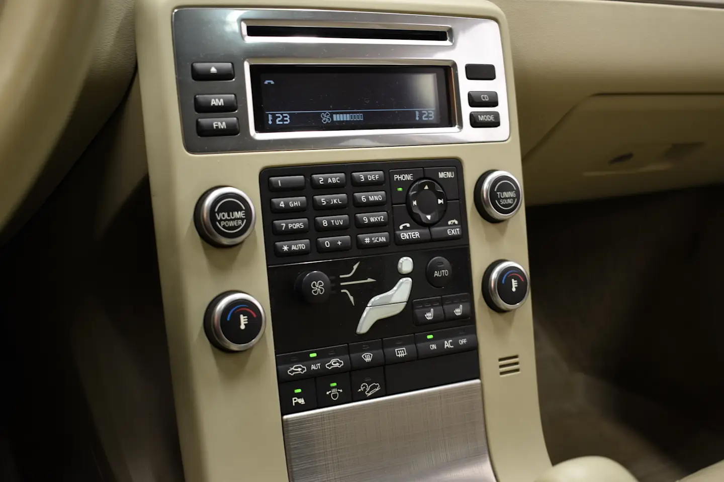 Car Image - 6YtKhCHqI5rcnhtMREfW6X