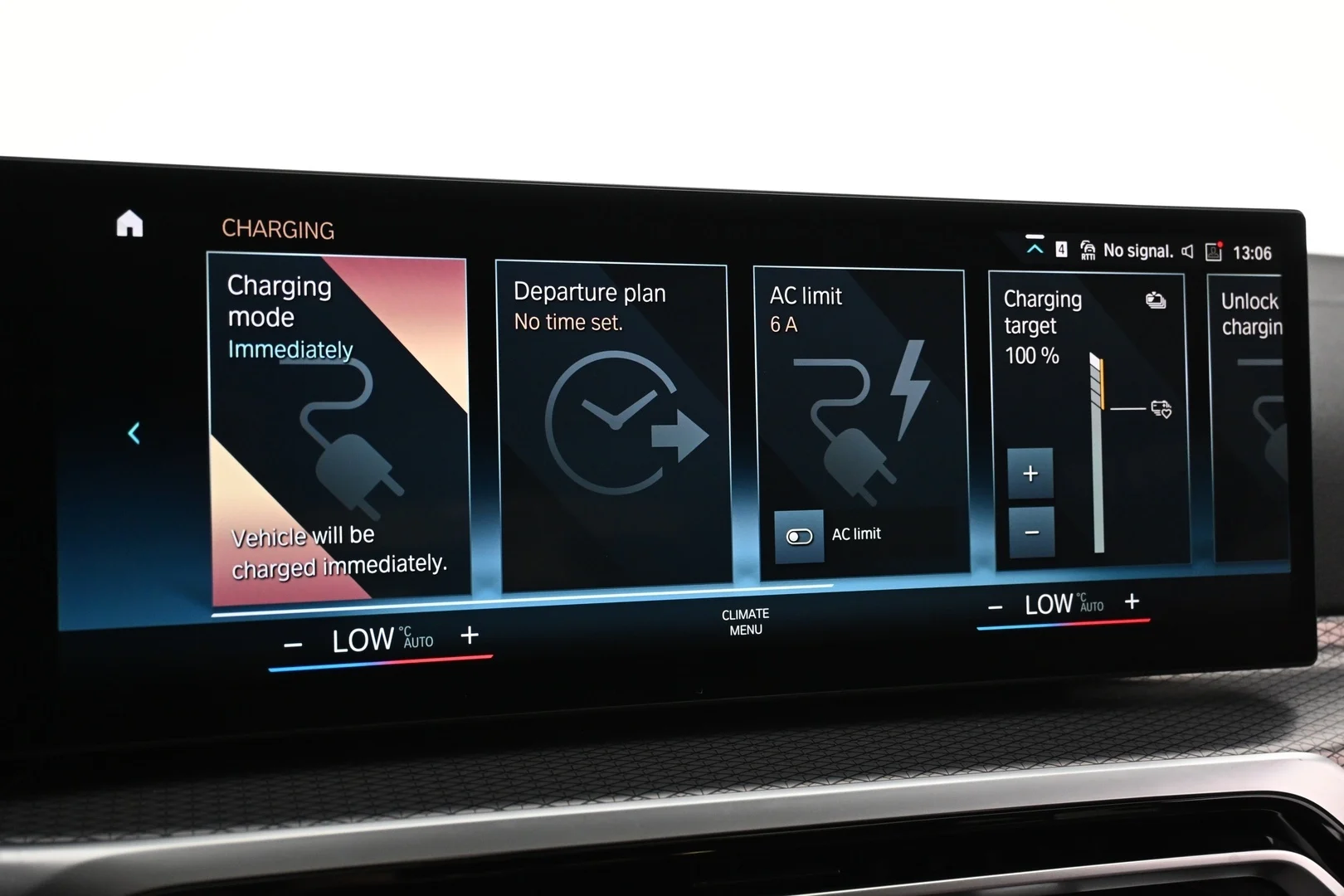 Car Image - 1uvXReesCTrnAU9nTAspw8