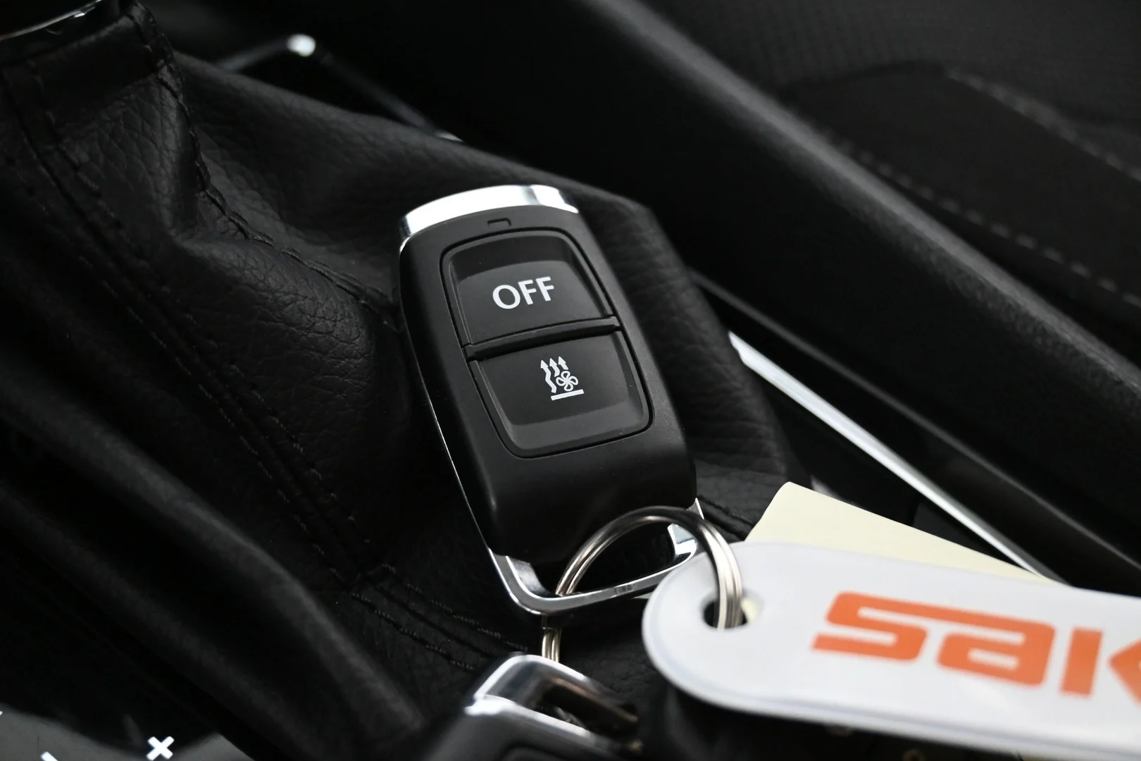 Car Image - 33GsZm2gpidWajplDPzfRv