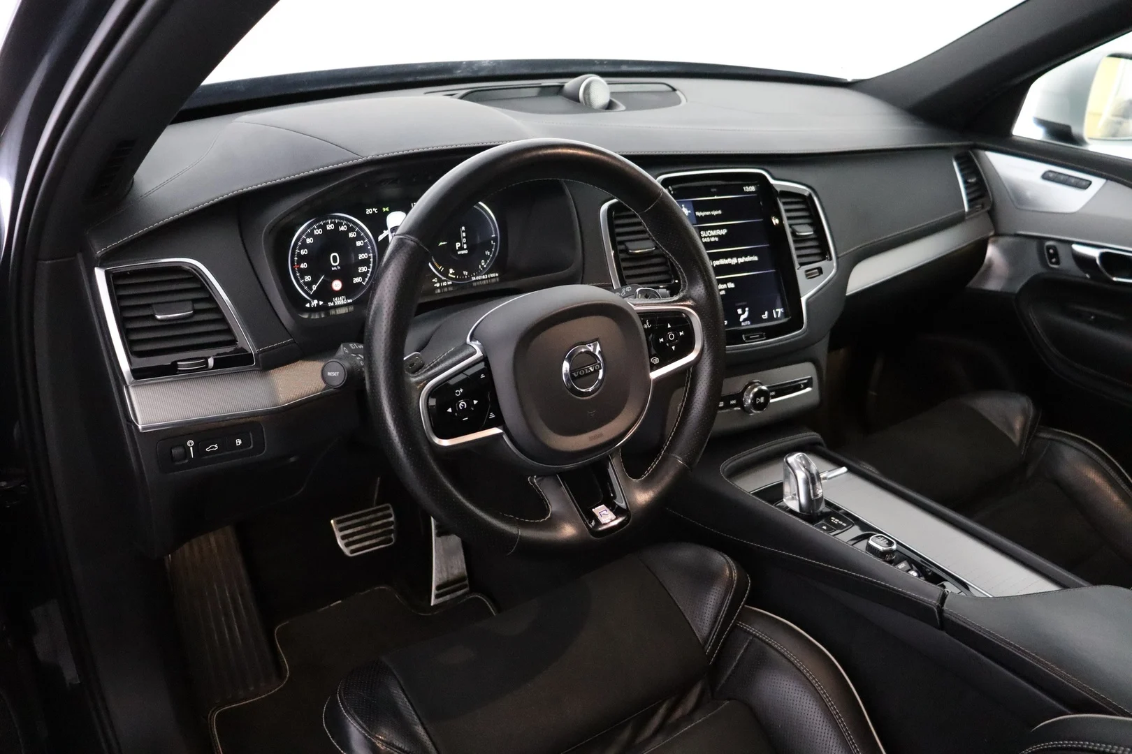 Car Image - 6tvcWugqDFa1OWopWVOPBt