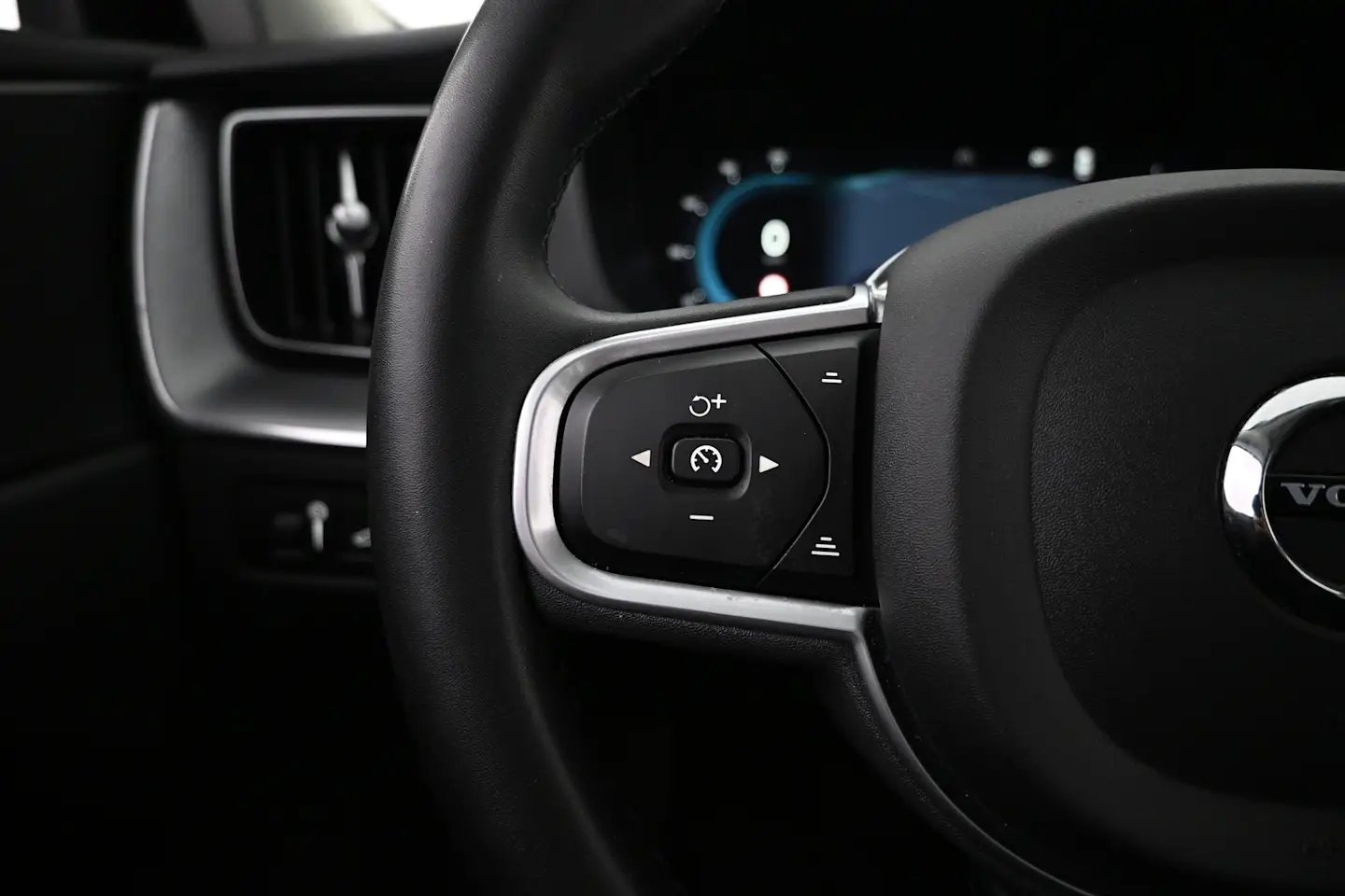 Car Image - 20P0X5j1Zr6QI8VzAyKrYl