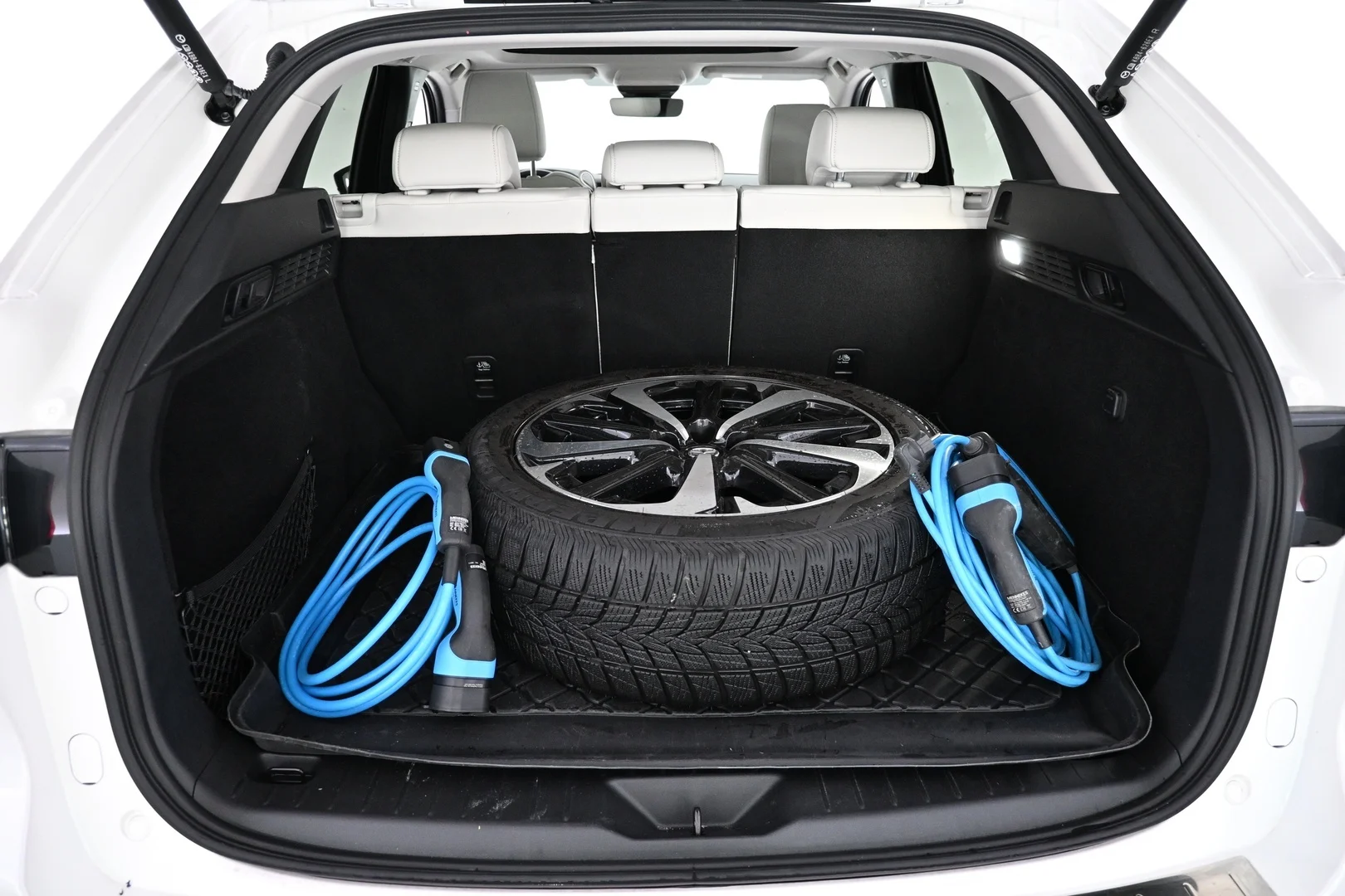 Car Image - 4HxDoZgstX8t1STzhhL6k7