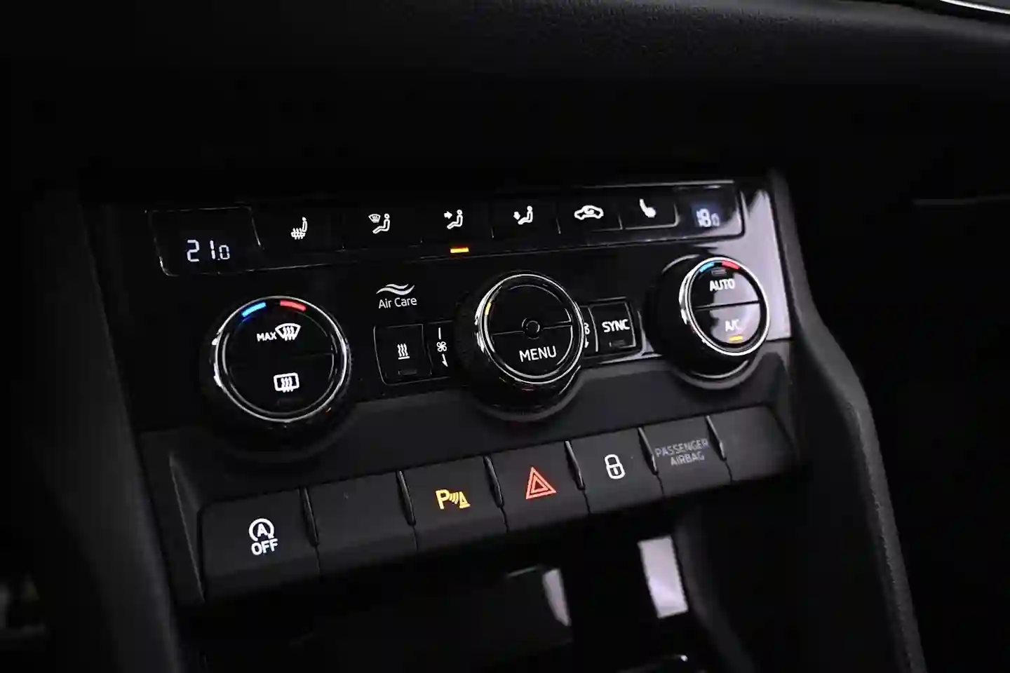 Car Image - 43jbylorwvF4qSghF8emRC