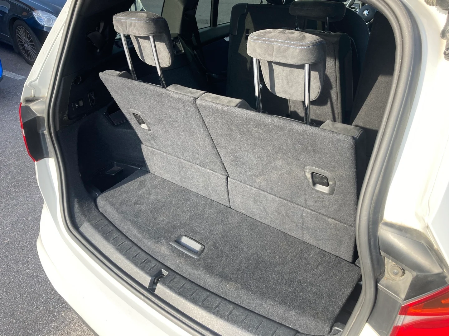 Car Image - 4Gz4j3gIYpzCeL3CgM7yhl