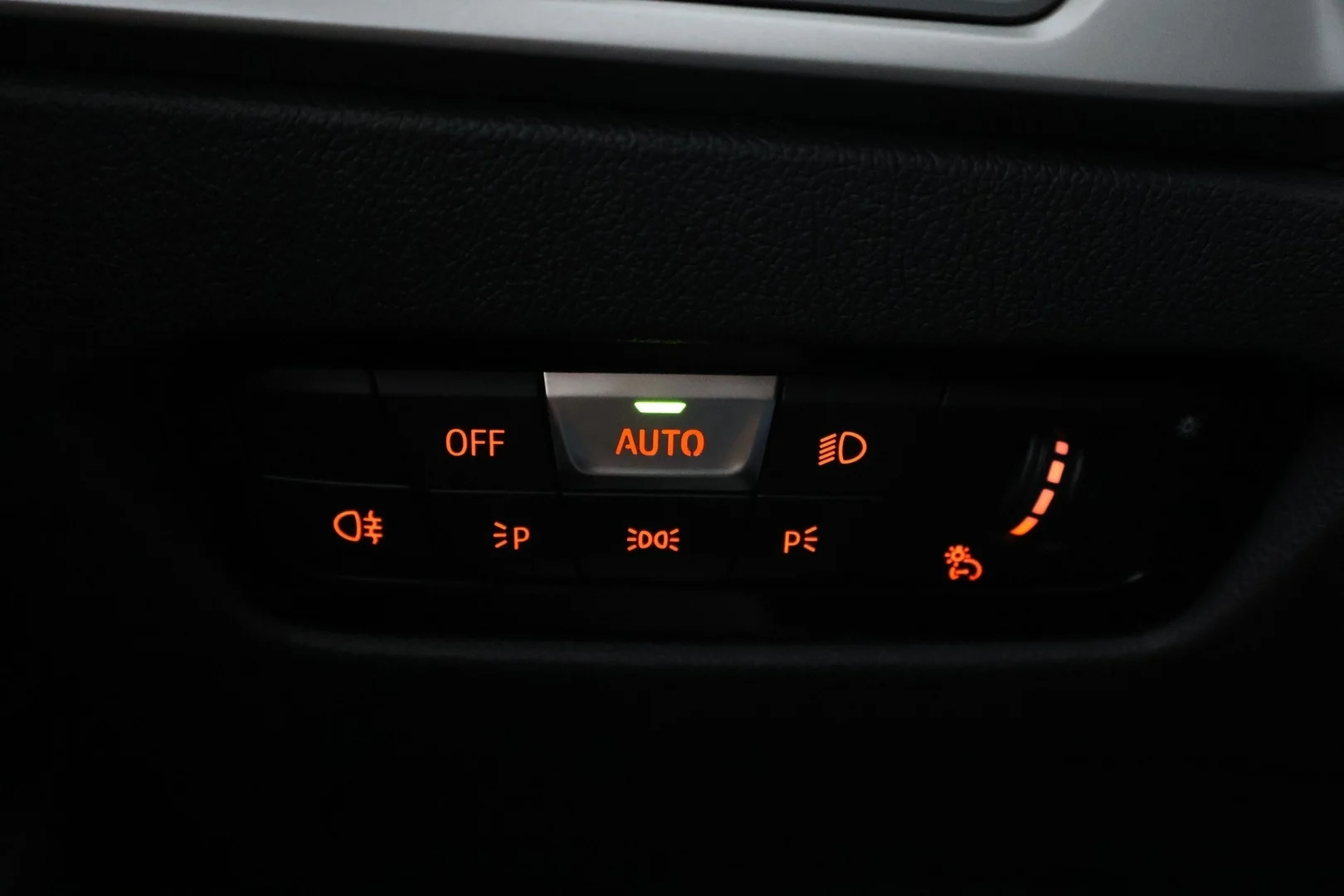 Car Image - 4gebrQ9mNJGJUOmbSynhgl