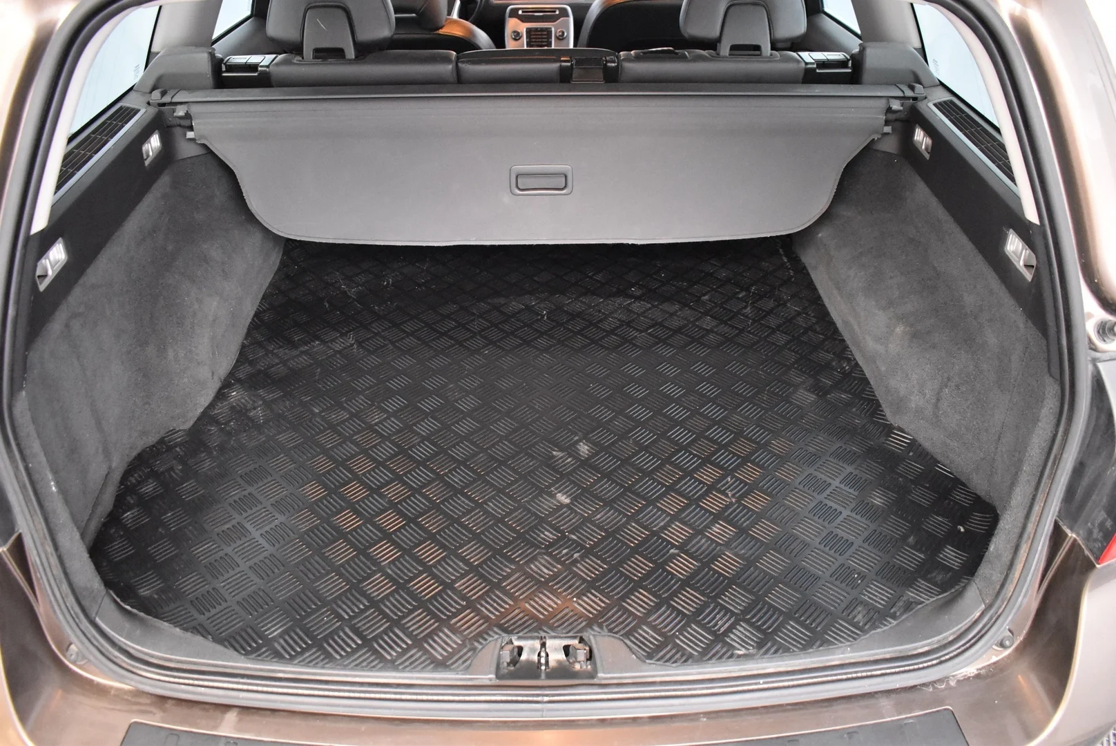 Car Image - 7DeHVjbRZ5nilD6P6XWyWE