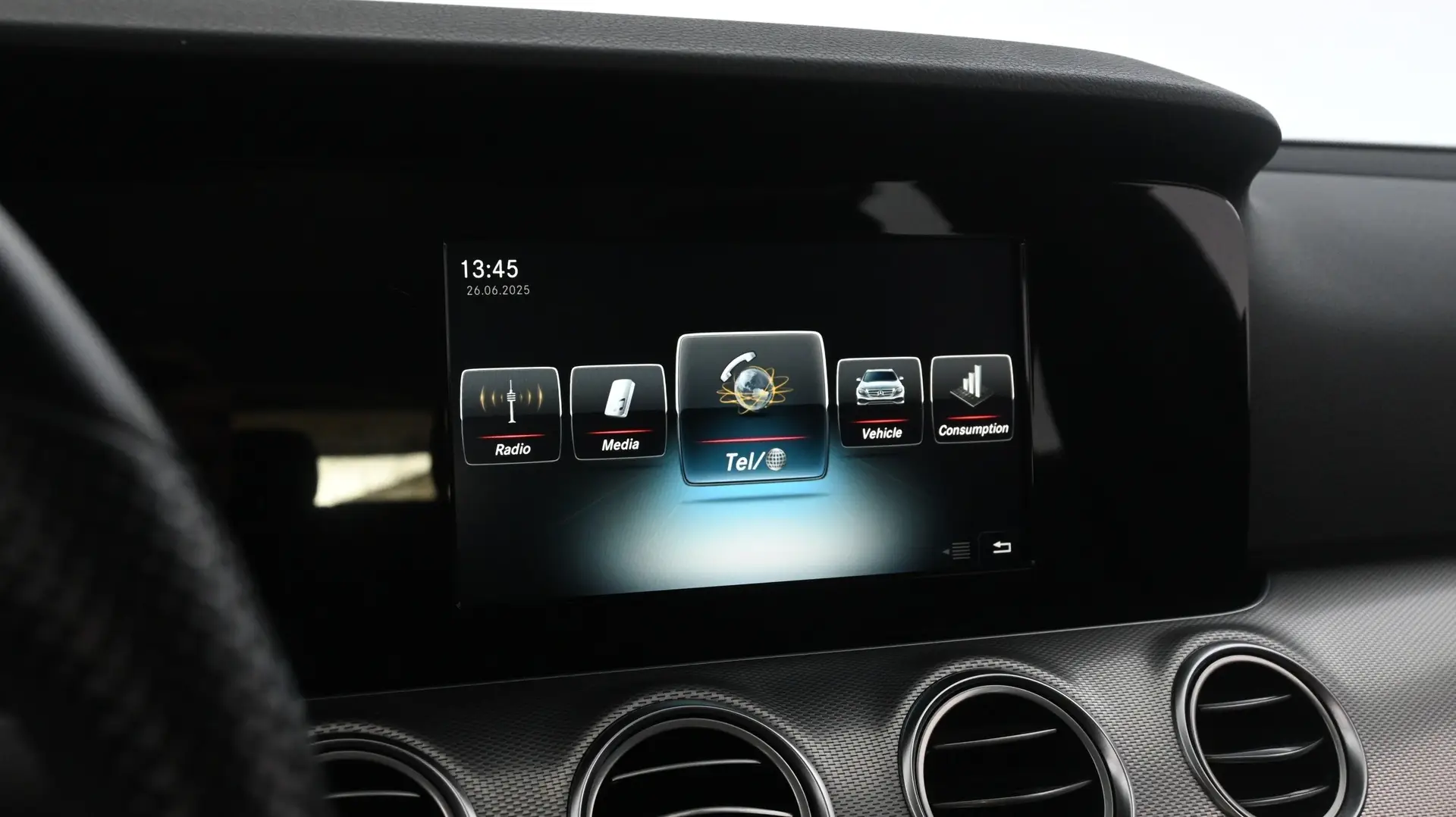 Car Image - 3HFYaKsks86DrRXM4Jztm8
