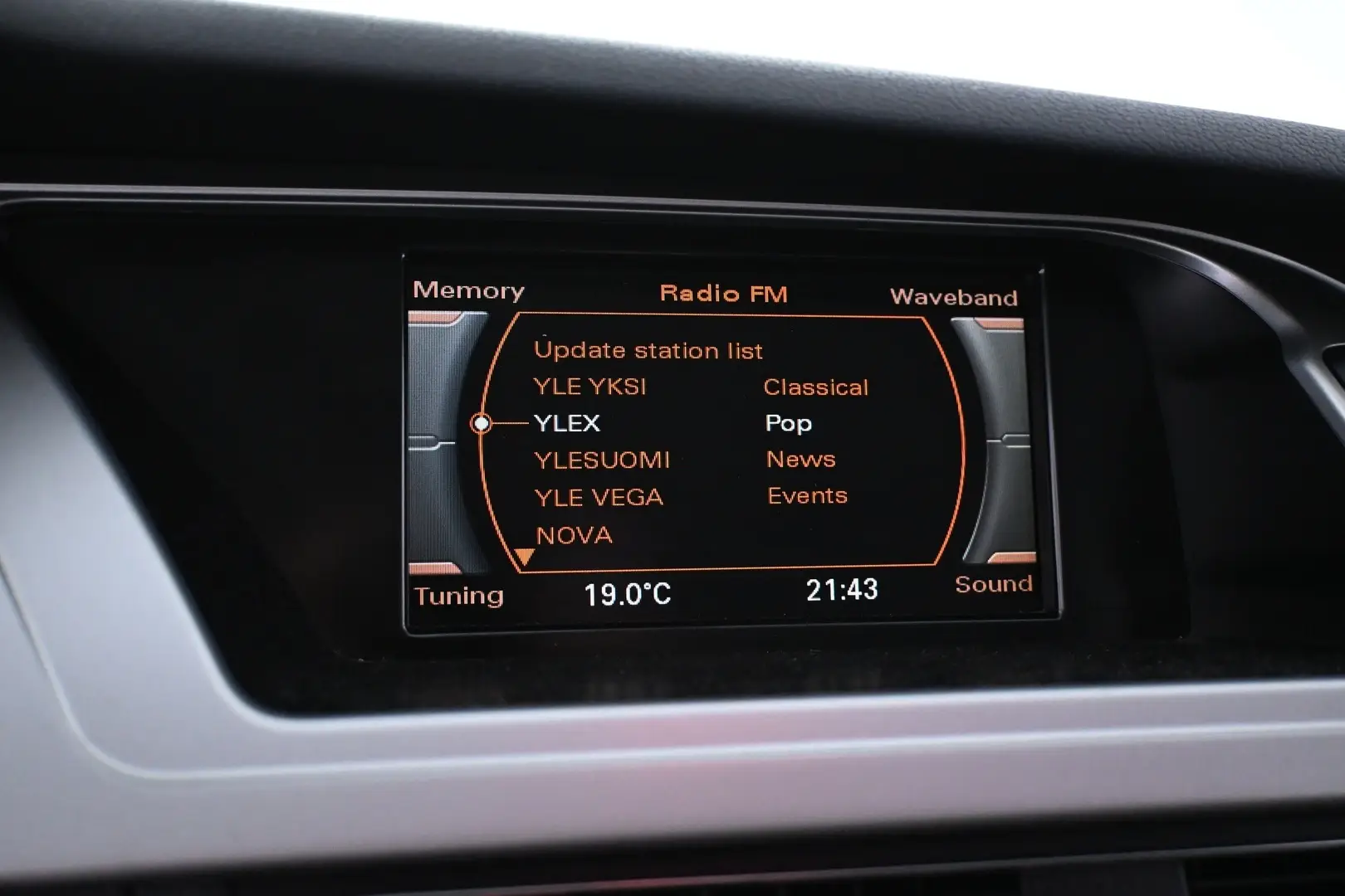 Car Image - tQpYGh72Y9LcvFpPVr6Sr