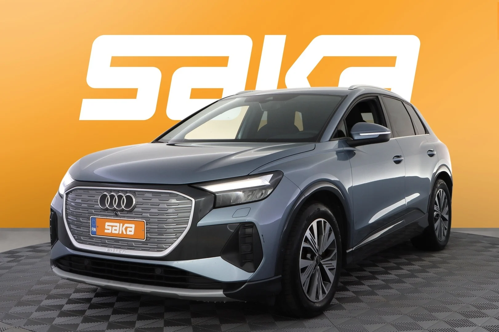 Car Image - KqMTHVwRjYARg18T7ScPj