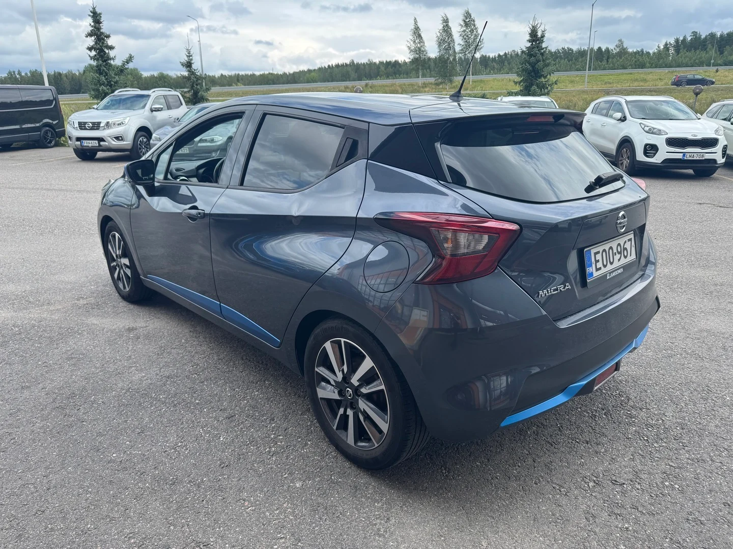 Car Image - 46AQDGh2HAm511o2cVZ4Dz