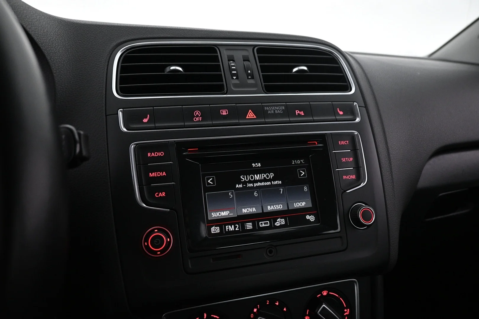 Car Image - 52OCIv8gUinjzydLgn9MtP