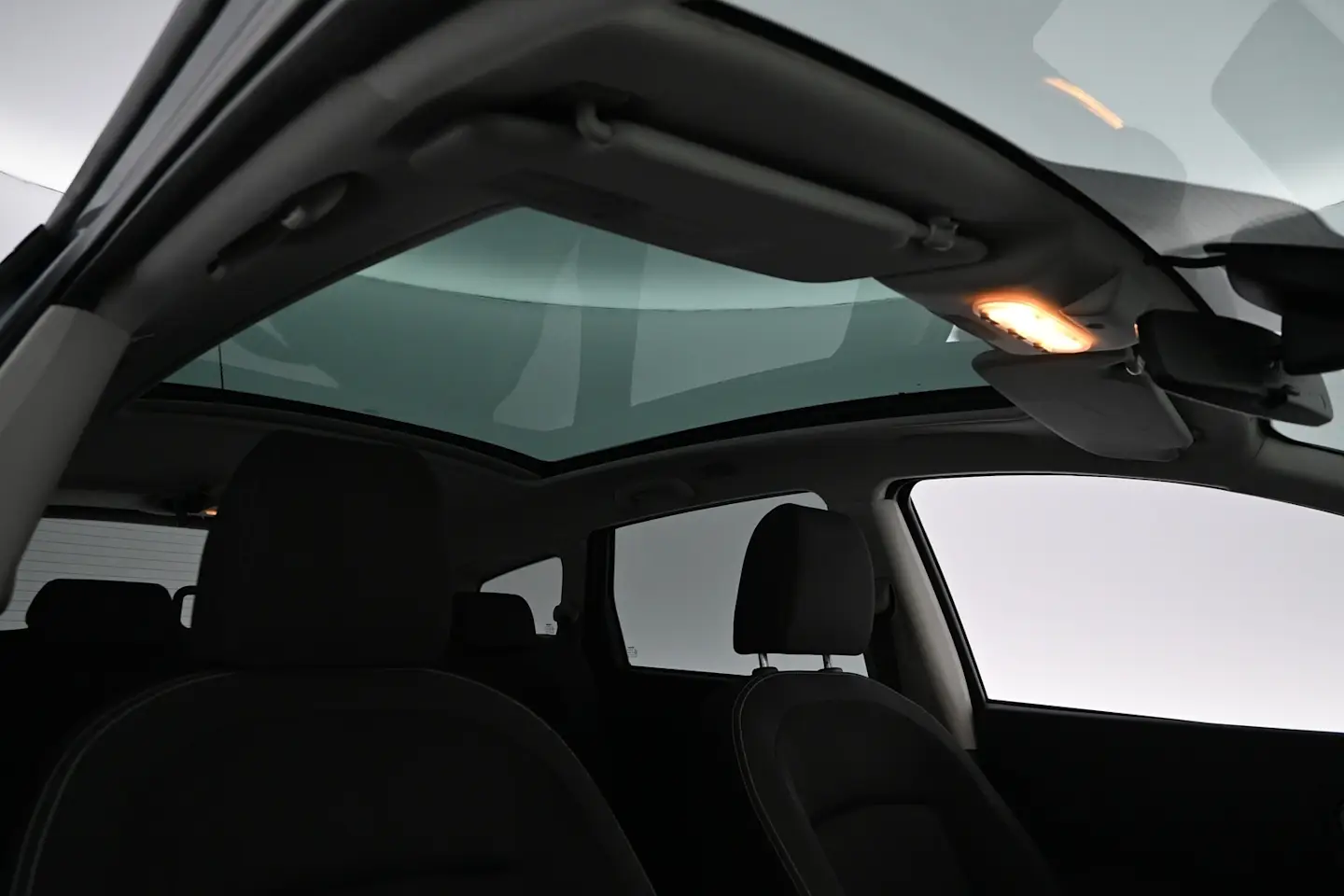 Car Image - 3gY3wDogrPg9GQZgadqE80