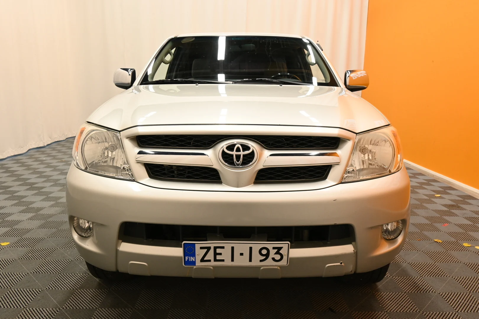 Car Image - 2M3SlKng5JC71143Va6QzY