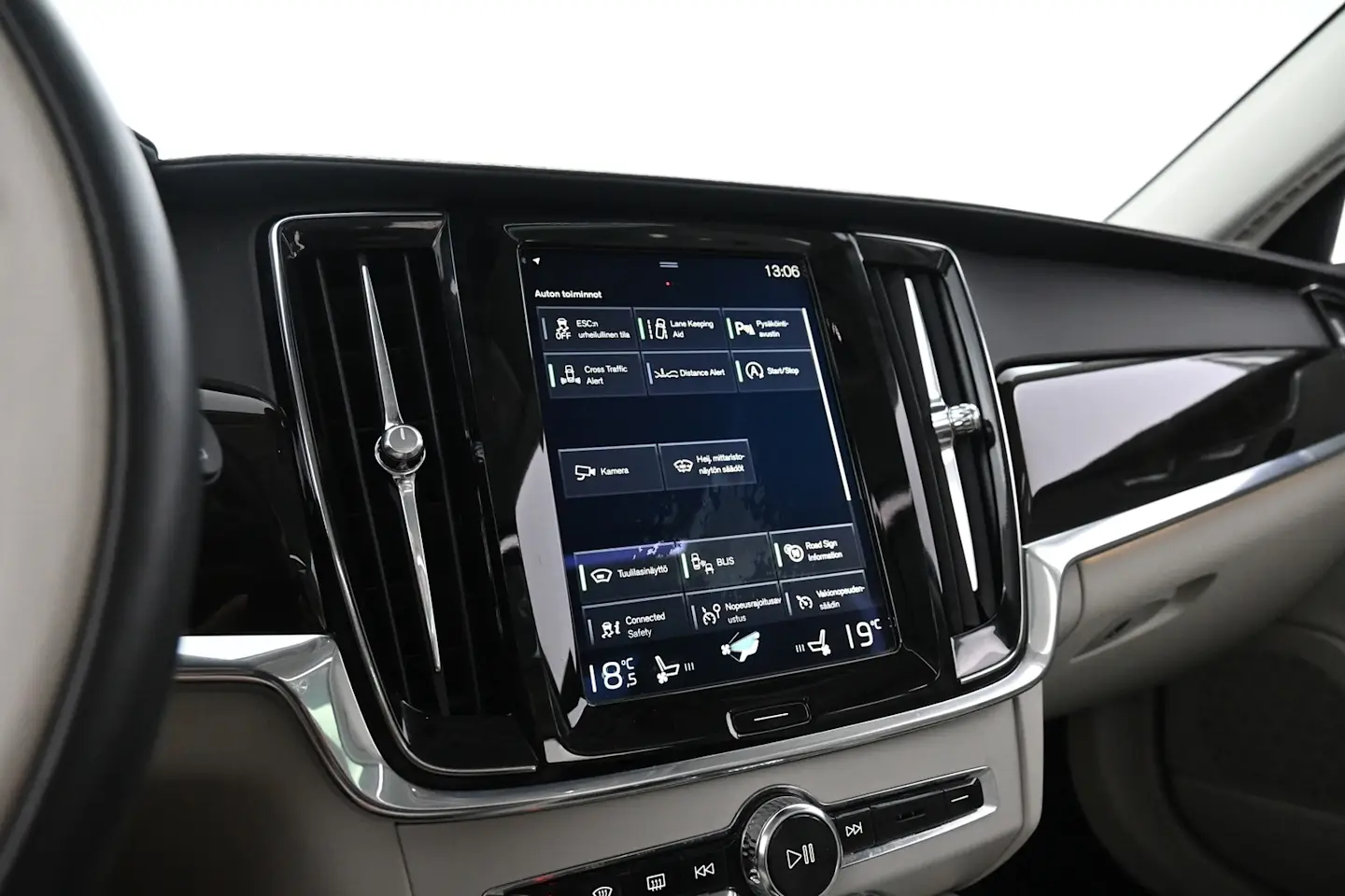 Car Image - 7q259ihz14H1UPdQYlR67M