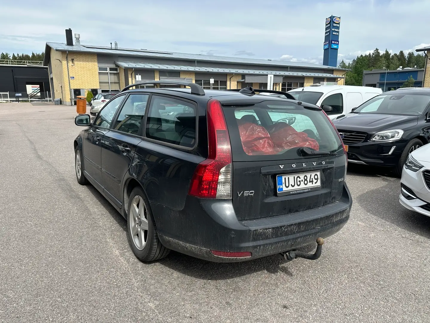 Car Image - 3FxBe9GJHOmm6wDrtFuXEl