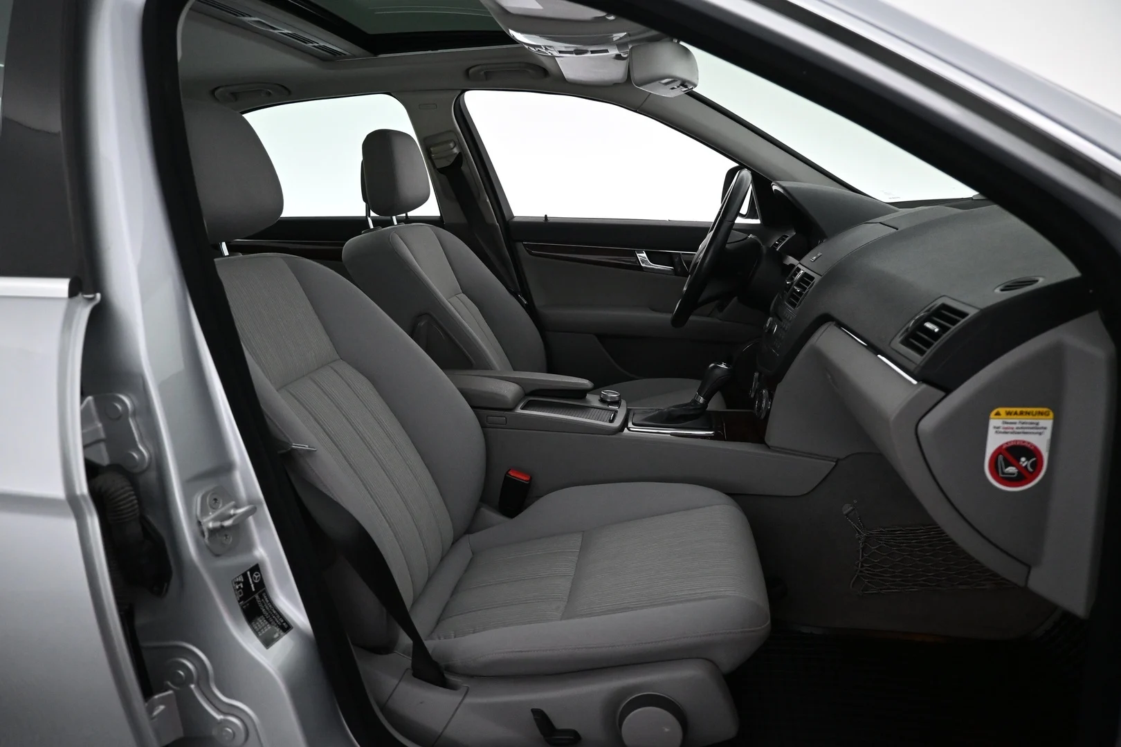 Car Image - 7yVDxbFCisXizKVf1J9UJT