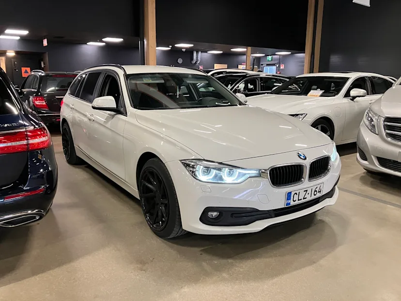 BMW 320