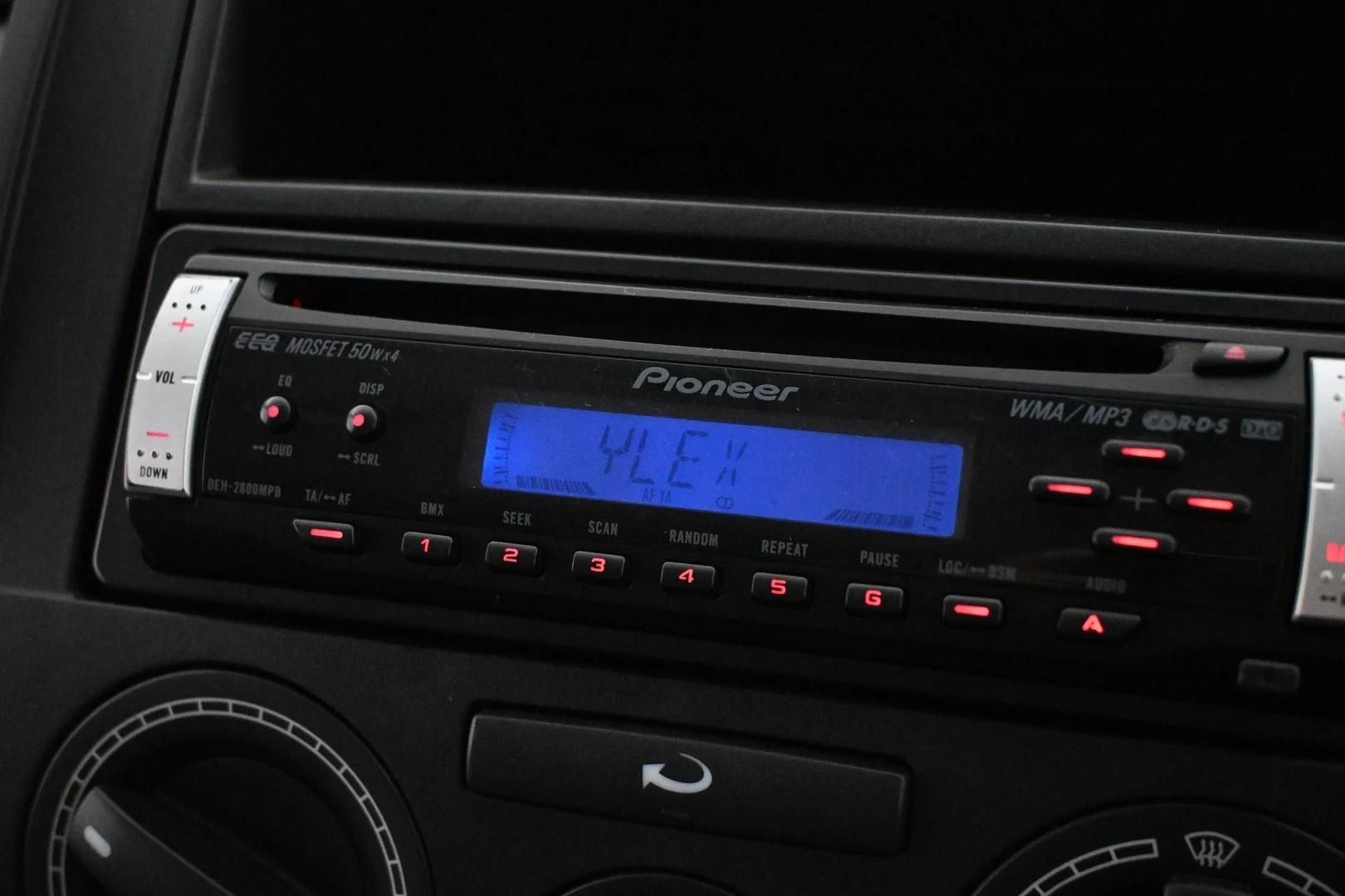 Car Image - 6jP8Zxtb0y1eIMGzmc1doN