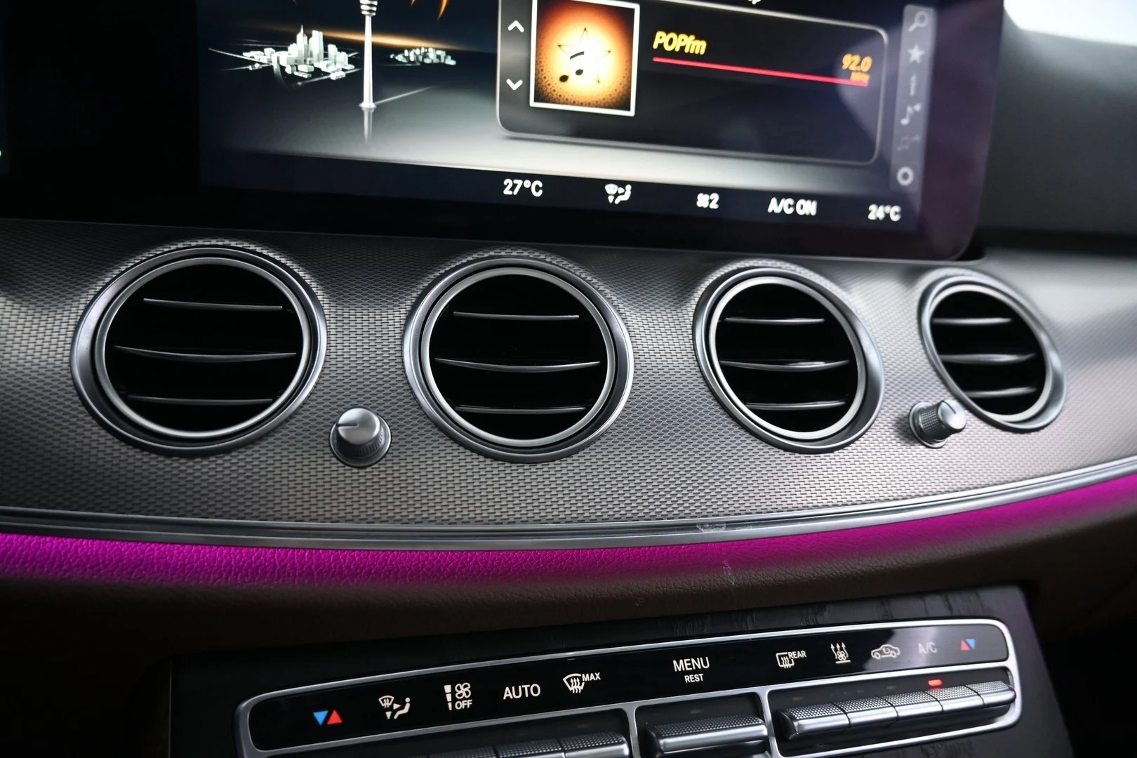 Car Image - 2VzzWZdHbzavbnHHZelRxO