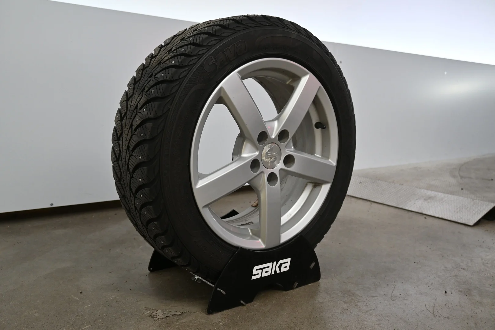Car Image - 3Bg22SXxt7edxrsulkagri